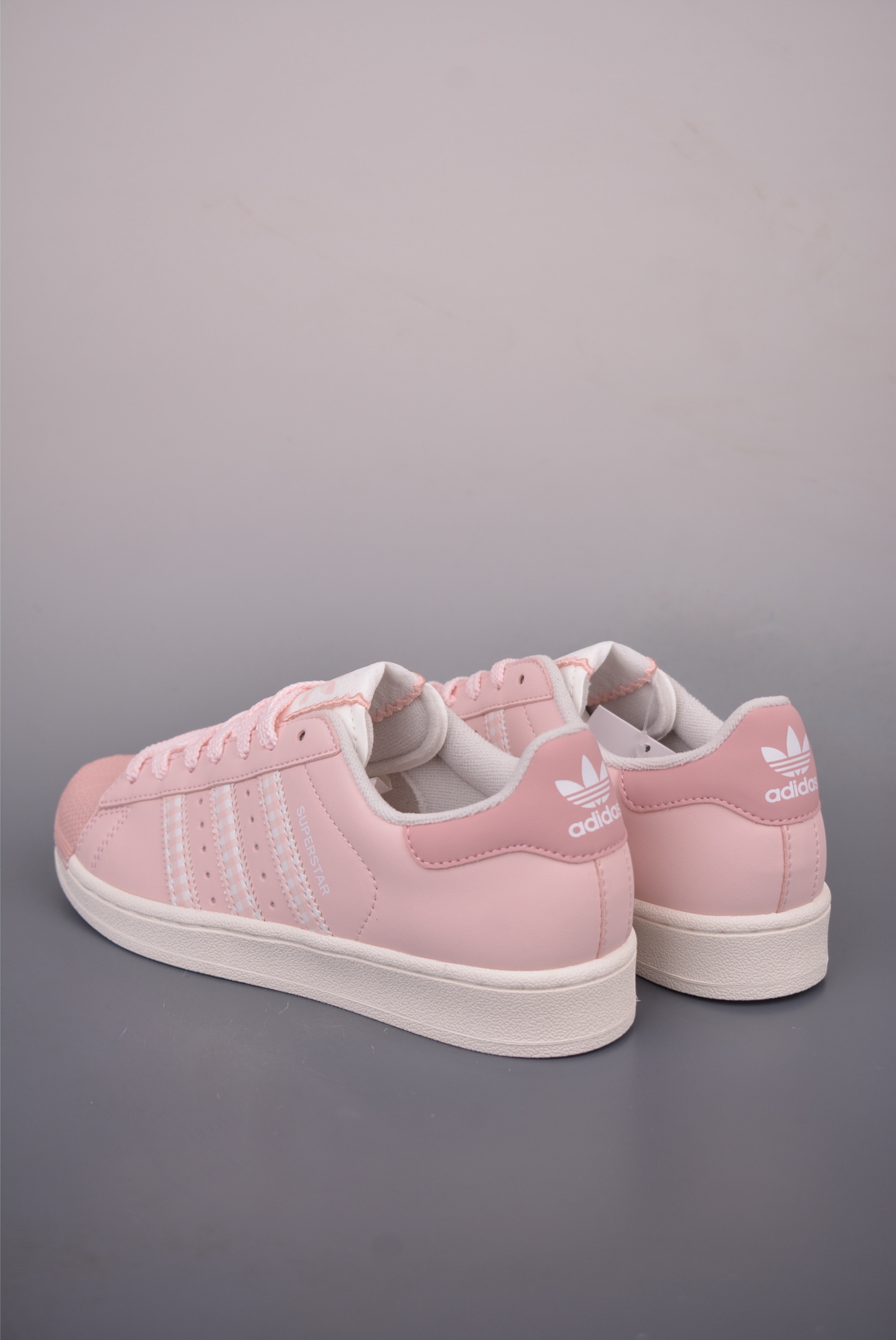 Adidas Originals Superstar贝壳头 2026全新版本 KJ3968 Adidas Originals Superstar贝壳头 2026全新版本 KJ3968