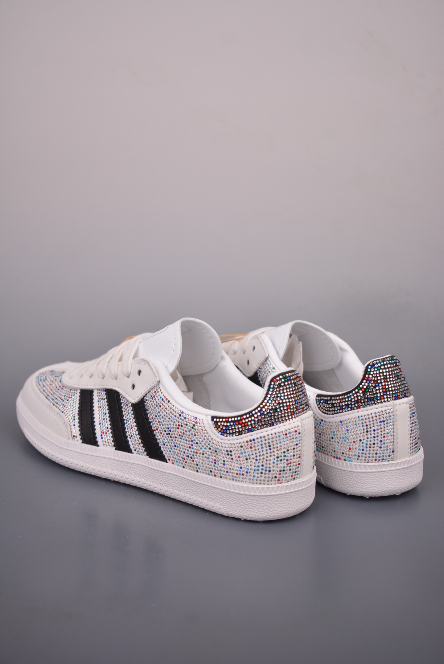 Adidas Originals Superstar 满钻 2026全新版本 贝壳头 DX0012-Top High Quatity Cheap Sneakers Fashion Clothing Clothes Bags handbags Shoes of all Brand wholesale With The best Quality And Beautiful Price from China Factory Chinese suppliers wholesaler seller Adidas Originals Superstar 满钻 2026全新版本 贝壳头 DX0012