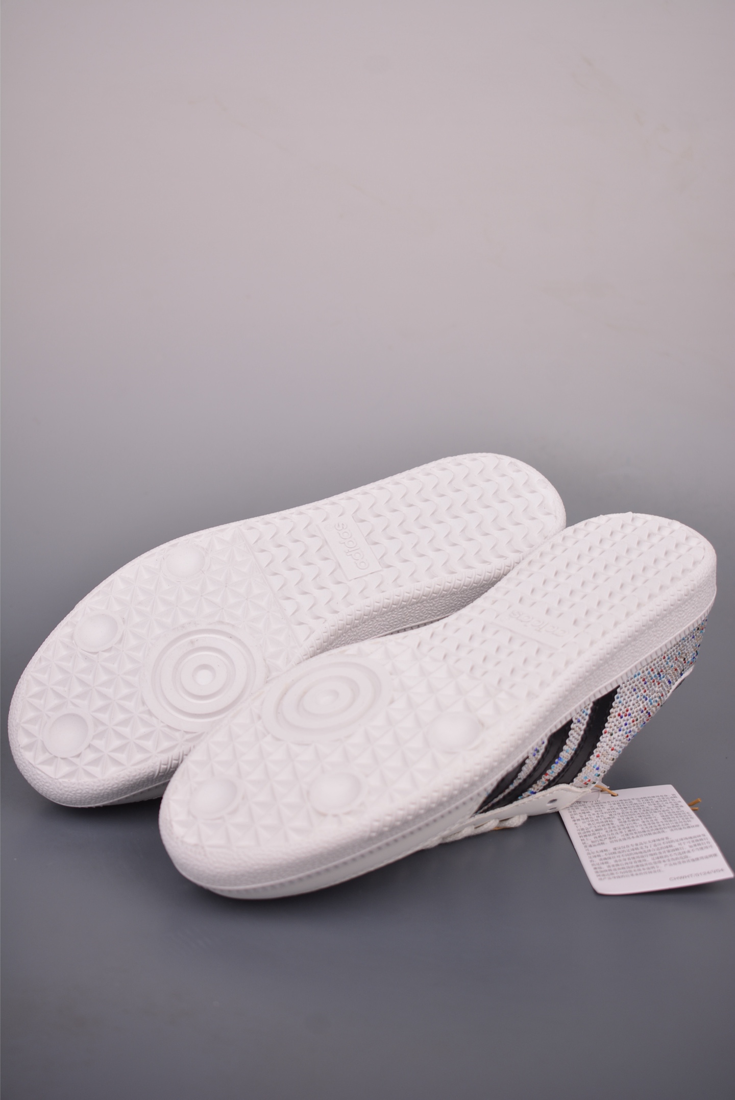 Adidas Originals Superstar 满钻 2026全新版本 贝壳头 DX0012-Top High Quatity Cheap Sneakers Fashion Clothing Clothes Bags handbags Shoes of all Brand wholesale With The best Quality And Beautiful Price from China Factory Chinese suppliers wholesaler seller Adidas Originals Superstar 满钻 2026全新版本 贝壳头 DX0012