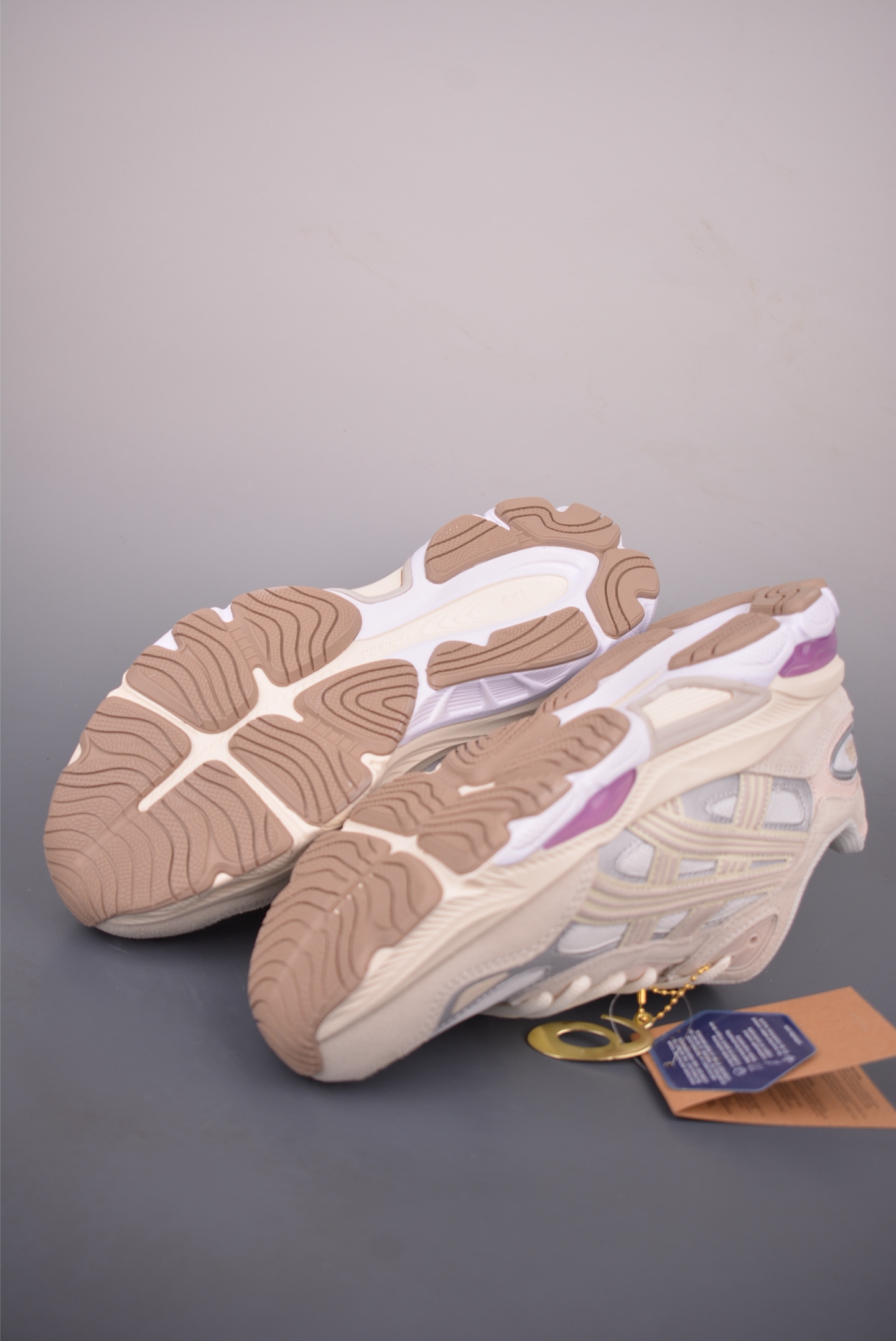 Asics Gel-N2.0 纯原版本 亚瑟士运动休闲透气专业跑鞋 1203A895-101-Top High Quatity Cheap Sneakers Fashion Clothing Clothes Bags handbags Shoes of all Brand wholesale With The best Quality And Beautiful Price from China Factory Chinese suppliers wholesaler seller Asics Gel-N2.0 纯原版本 亚瑟士运动休闲透气专业跑鞋 1203A895-101