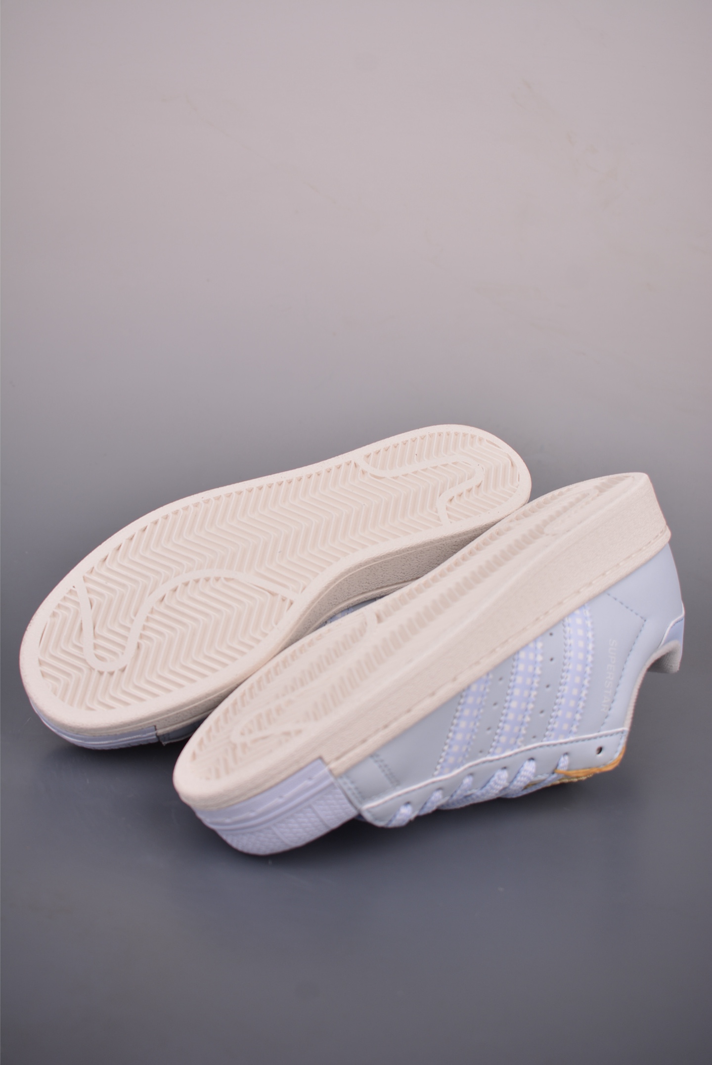 Adidas Originals Superstar贝壳头 2026全新版本 贝壳头 HQ2646-Top High Quatity Cheap Sneakers Fashion Clothing Clothes Bags handbags Shoes of all Brand wholesale With The best Quality And Beautiful Price from China Factory Chinese suppliers wholesaler seller Adidas Originals Superstar贝壳头 2026全新版本 贝壳头 HQ2646
