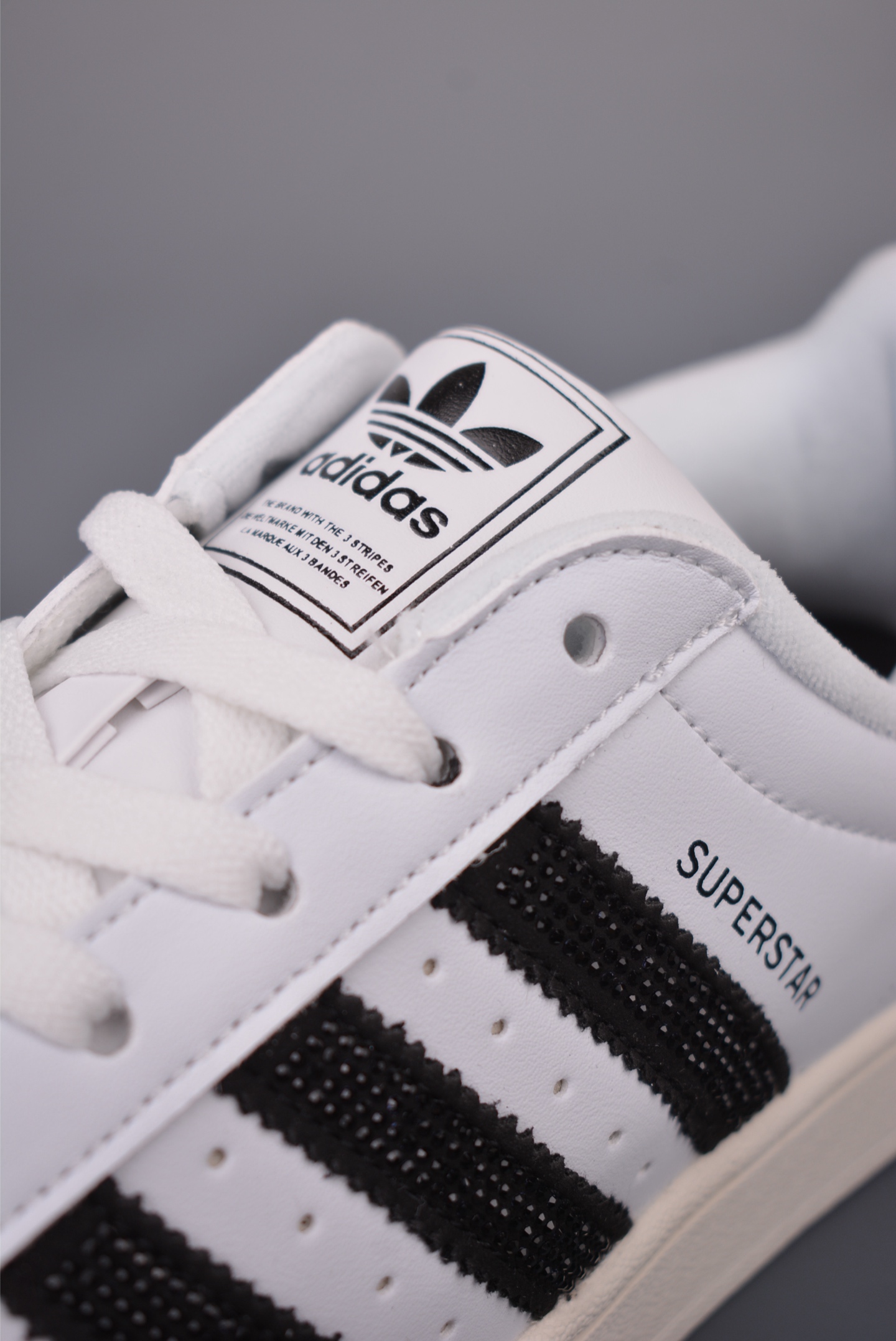 Adidas Originals Superstar贝壳头 2026全新版本 贝壳头 HQ2285
