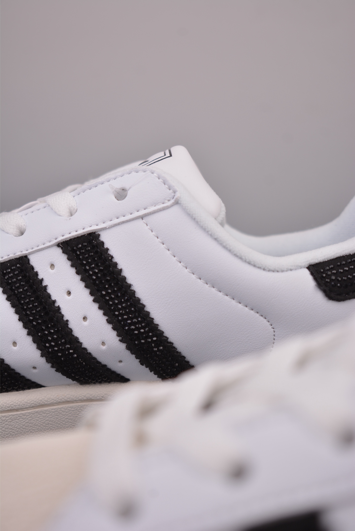 Adidas Originals Superstar贝壳头 2026全新版本 贝壳头 HQ2285