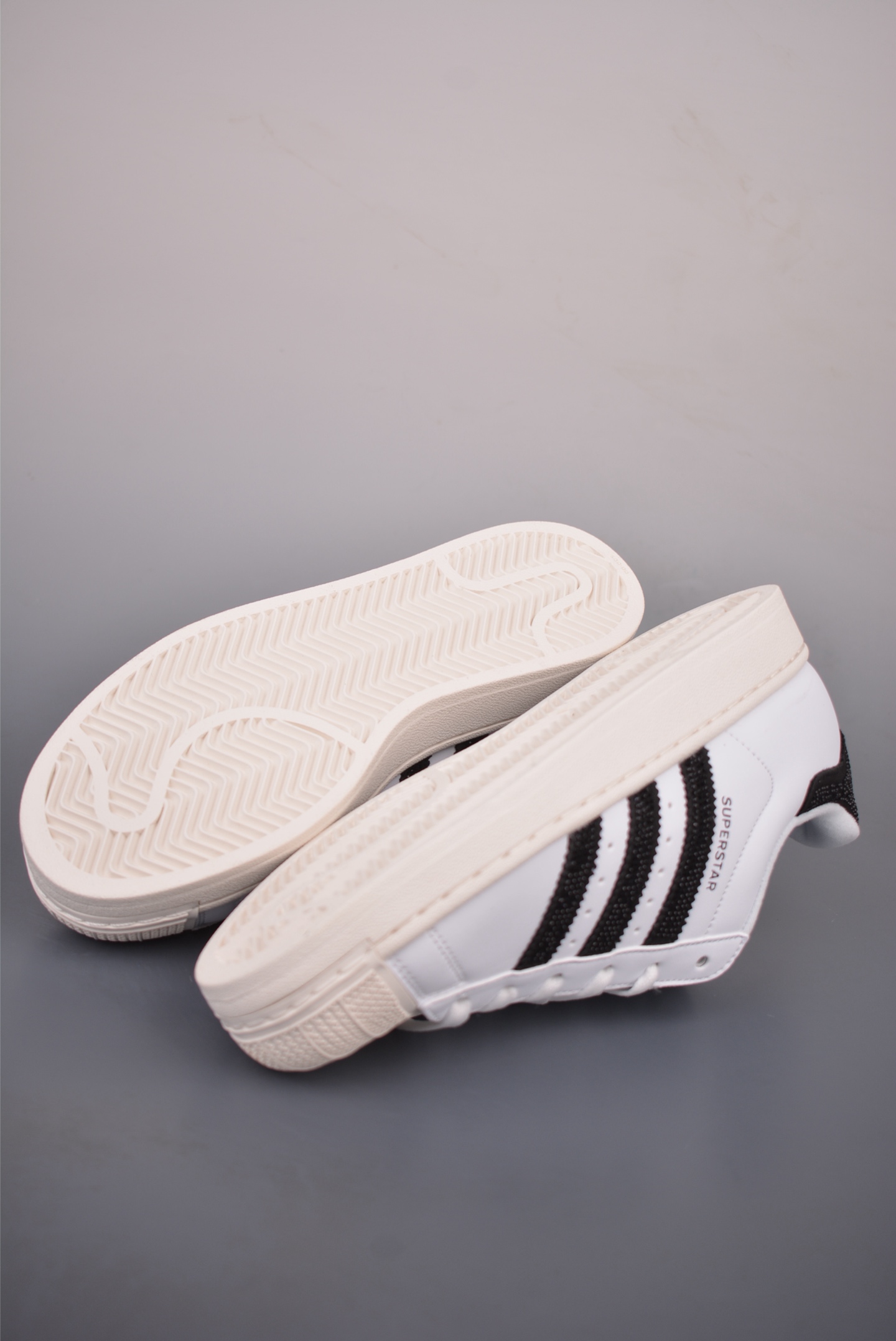 Adidas Originals Superstar贝壳头 2026全新版本 贝壳头 HQ2285