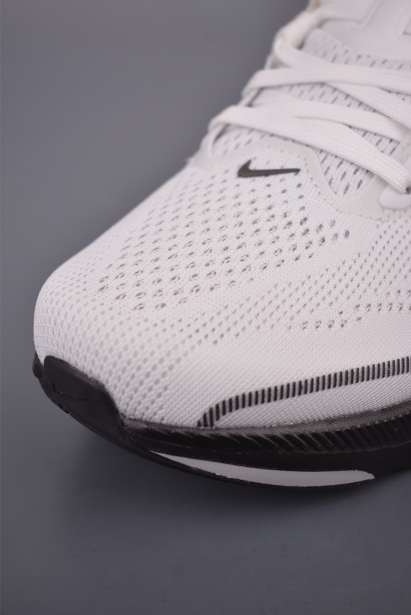 Nike Zoom Pegasus 42 减震防滑耐磨透气 低帮跑步鞋 IH7210-100 Nike Zoom Pegasus 42 减震防滑耐磨透气 低帮跑步鞋 IH7210-100