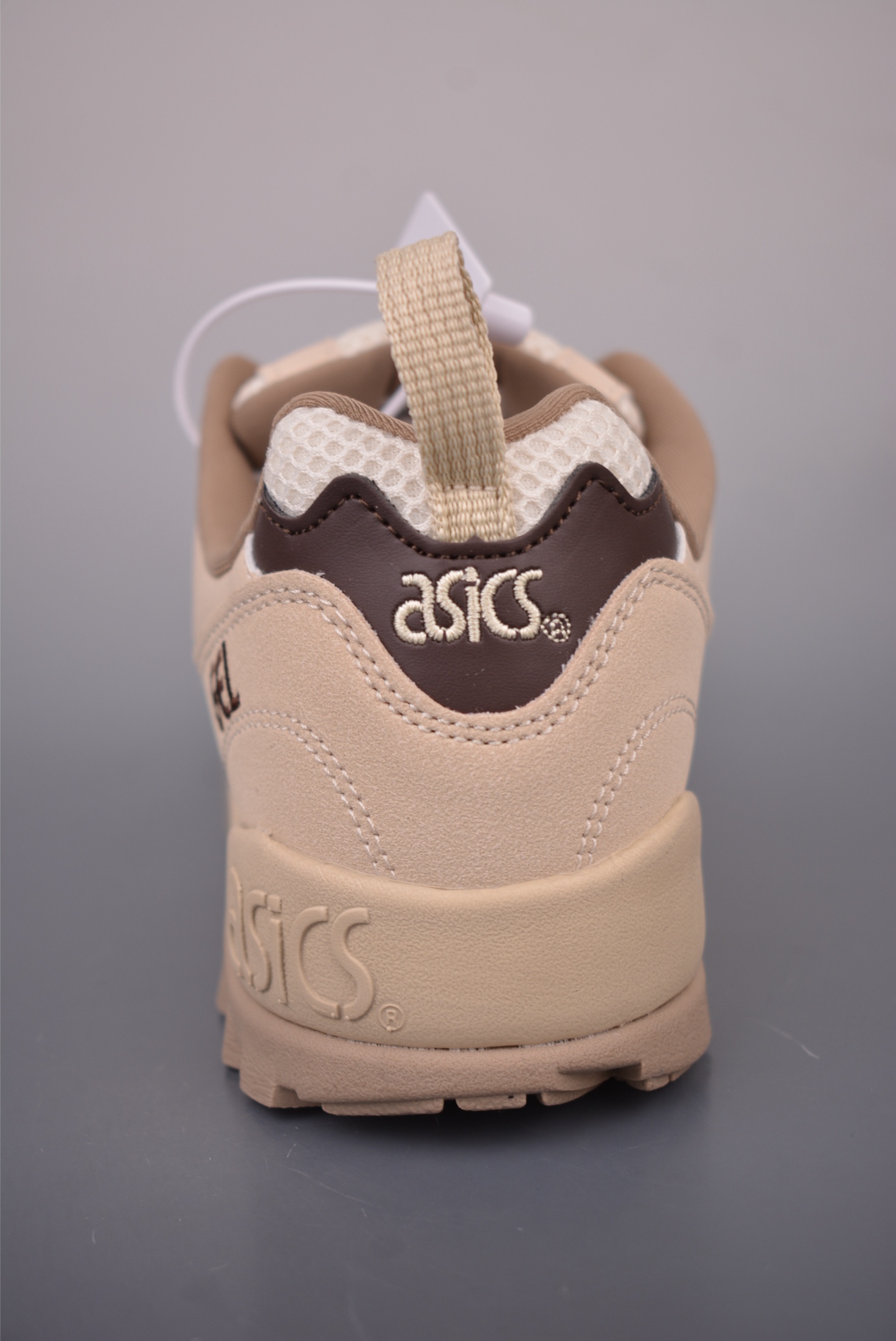 Asics Gel-TRUCK 亚瑟士运动休闲透气专业跑鞋 1203A714-200