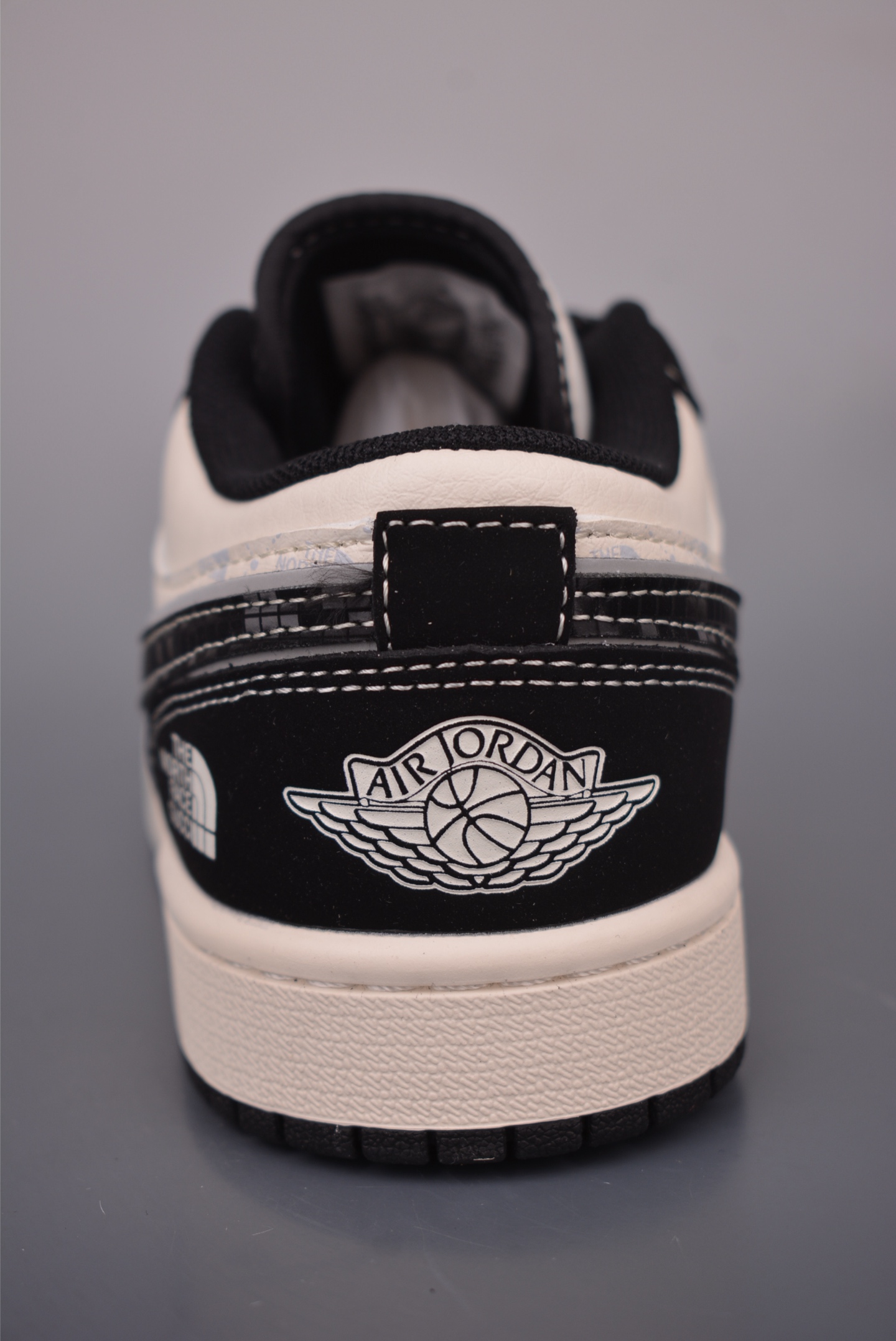 Nike Jordan Air Jordan 1 北面联名 CW6688-107-Top High Quatity Cheap Sneakers Fashion Clothing Clothes Bags handbags Shoes of all Brand wholesale With The best Quality And Beautiful Price from China Factory Chinese suppliers wholesaler seller Nike Jordan Air Jordan 1 北面联名 CW6688-107