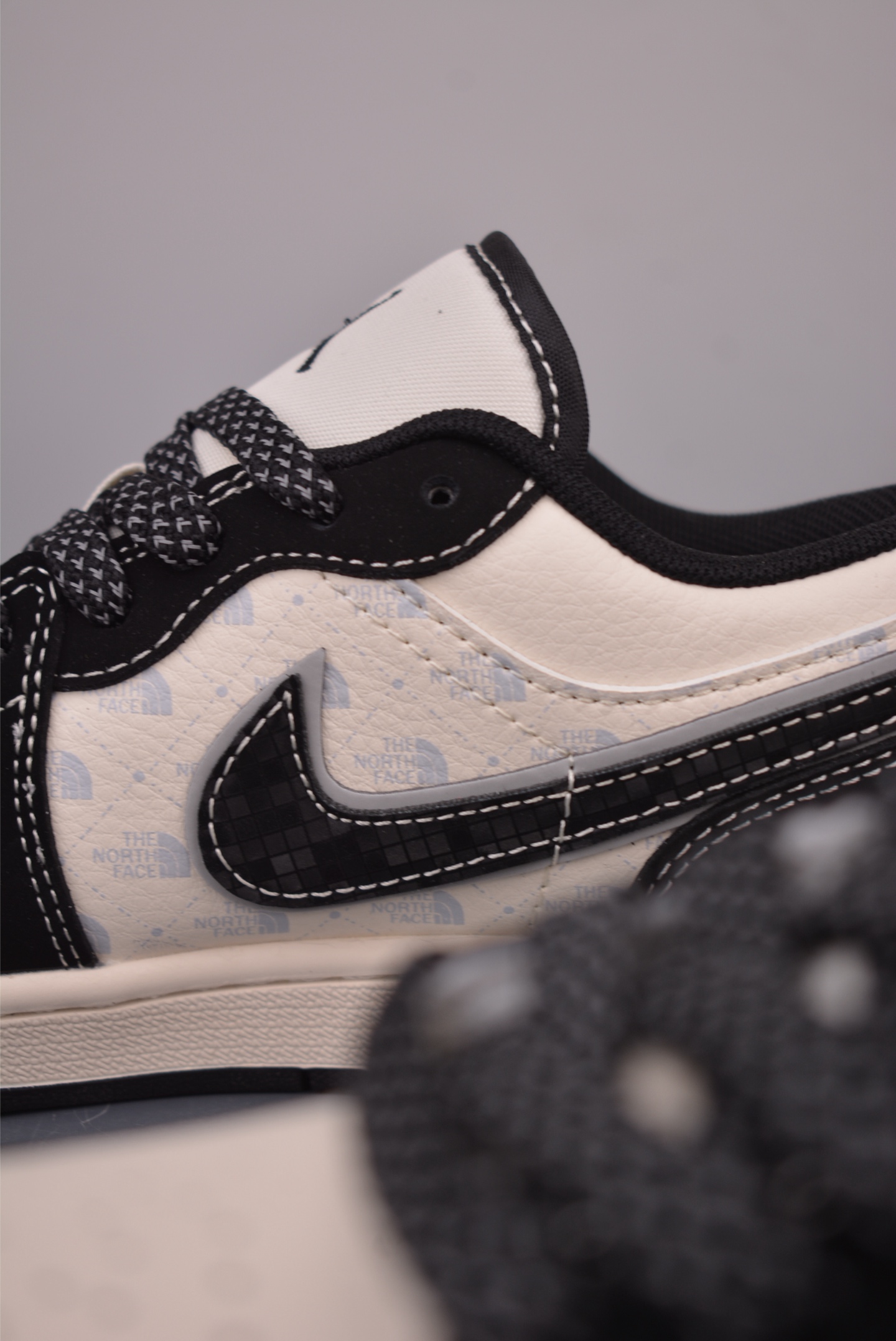 Nike Jordan Air Jordan 1 北面联名 CW6688-107-Top High Quatity Cheap Sneakers Fashion Clothing Clothes Bags handbags Shoes of all Brand wholesale With The best Quality And Beautiful Price from China Factory Chinese suppliers wholesaler seller Nike Jordan Air Jordan 1 北面联名 CW6688-107