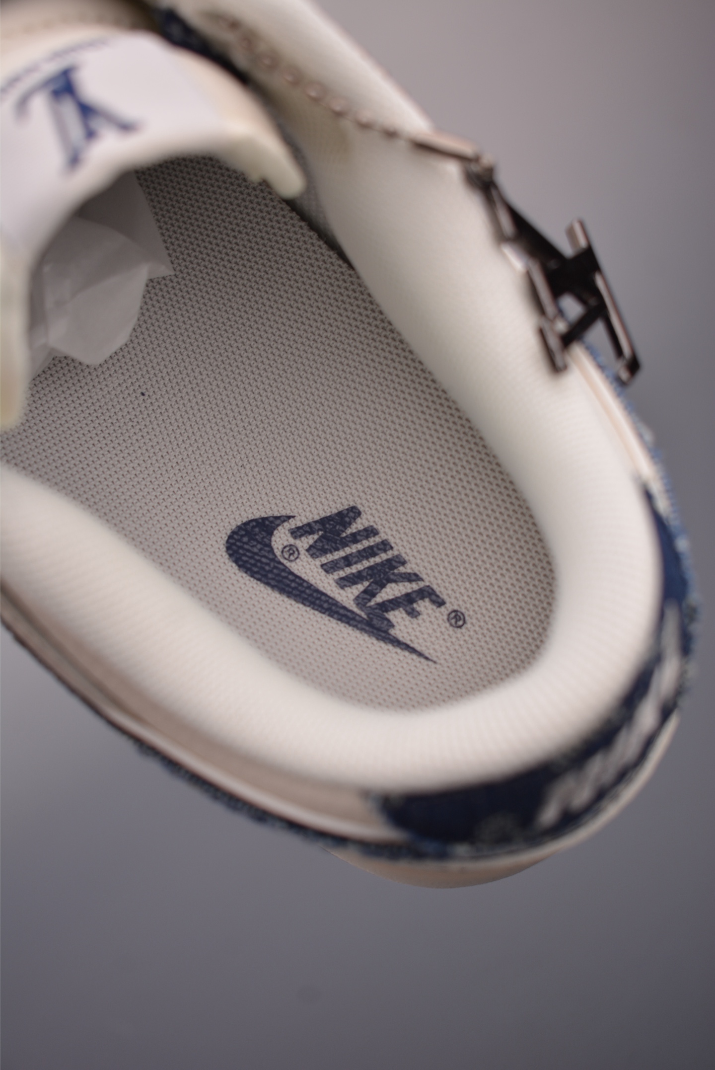 Nike SB Dunk Low LV联名 XX3168-142 Nike SB Dunk Low LV联名 XX3168-142