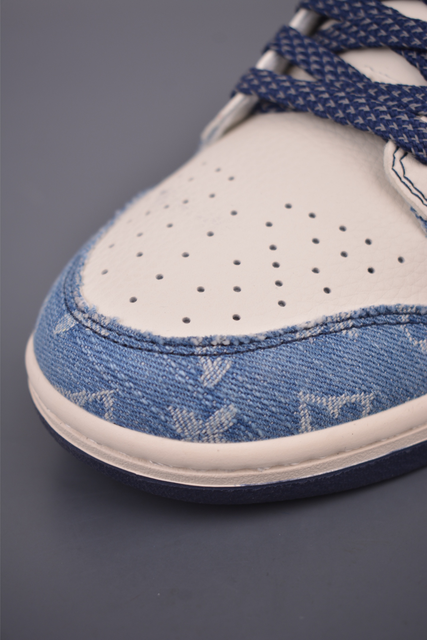 Nike SB Dunk Low LV联名 XX3168-142 Nike SB Dunk Low LV联名 XX3168-142
