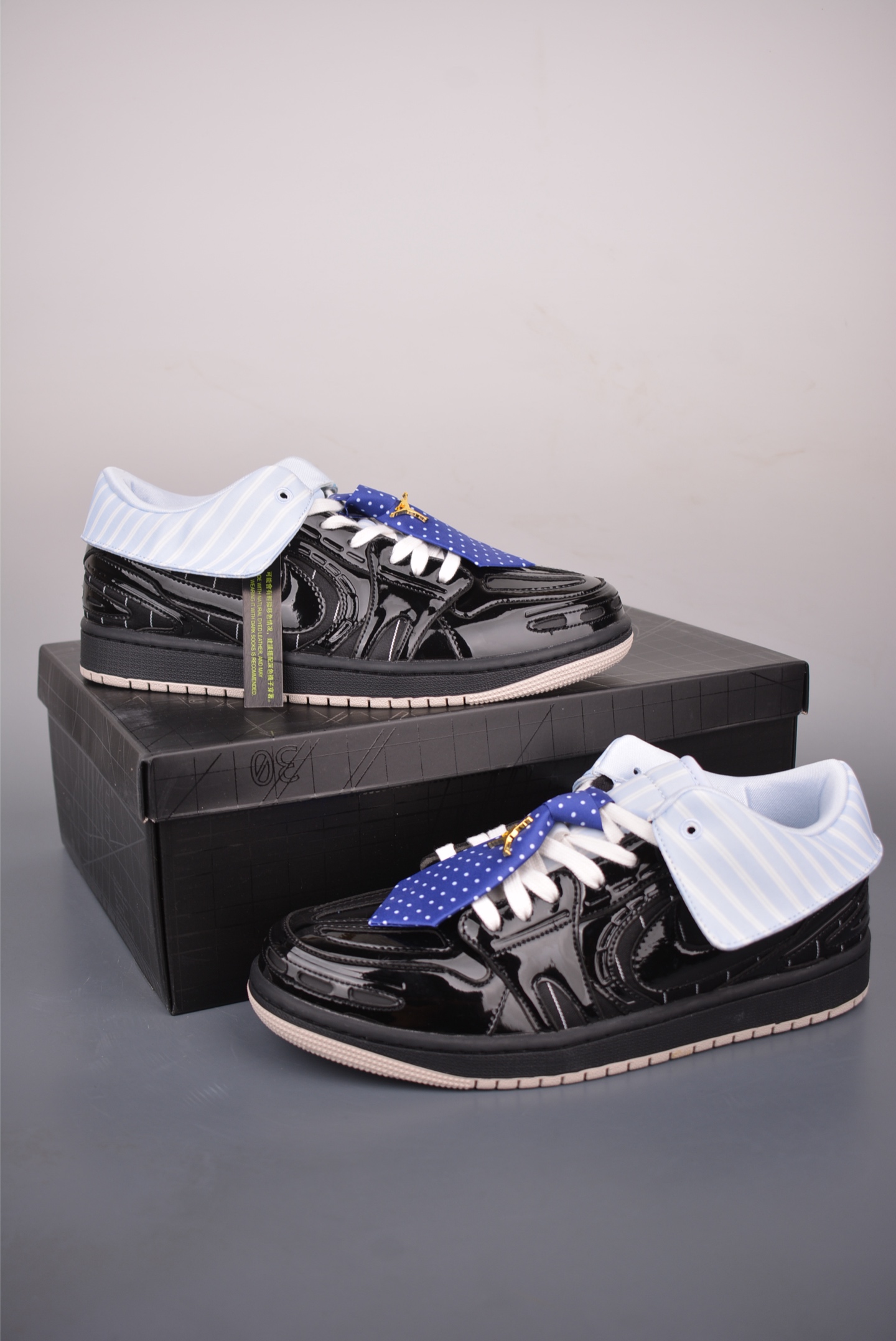 Air Jordan 1 Low 西装领带 AJ1乔1低帮休闲板鞋 IR7554-001-Top High Quatity Cheap Sneakers Fashion Clothing Clothes Bags handbags Shoes of all Brand wholesale With The best Quality And Beautiful Price from China Factory Chinese suppliers wholesaler seller Air Jordan 1 Low 西装领带 AJ1乔1低帮休闲板鞋 IR7554-001