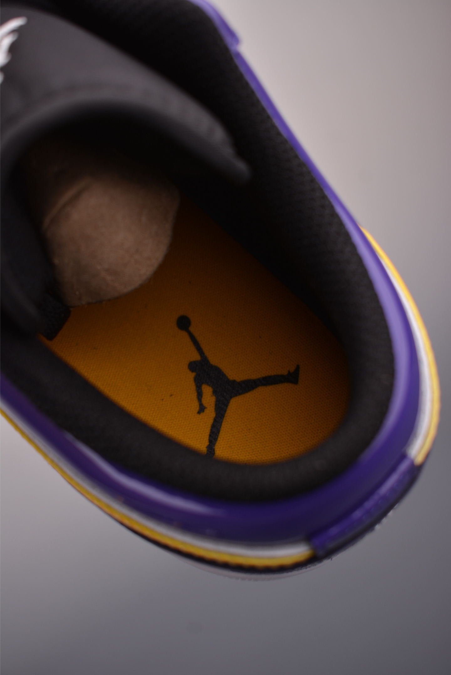 Air Jordan 1 Low 紫金湖人 AJ1乔1低帮休闲板鞋 IQ9388-547