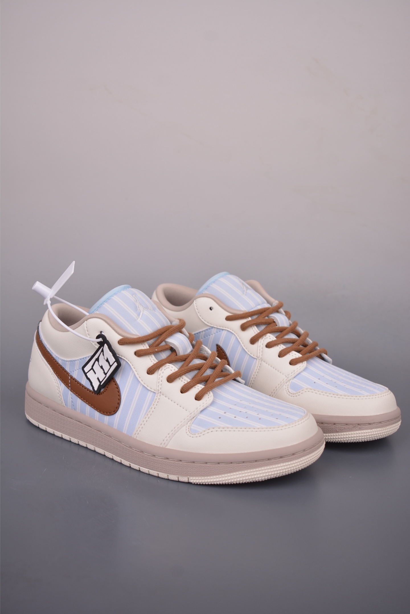 Air Jordan 1 Low 白蓝 AJ1乔1低帮休闲板鞋 IR7553-422 Air Jordan 1 Low 白蓝 AJ1乔1低帮休闲板鞋 IR7553-422