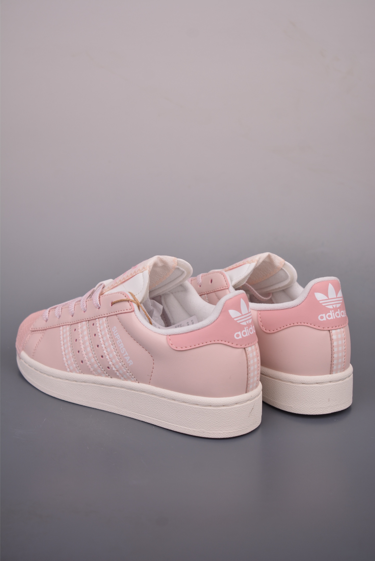 adidas originals Superstar 2 贝壳头 H11顶级头层版 复古板鞋 KJ3968-Top High Quatity Cheap Sneakers Fashion Clothing Clothes Bags handbags Shoes of all Brand wholesale With The best Quality And Beautiful Price from China Factory Chinese suppliers wholesaler seller adidas originals Superstar 2 贝壳头 H11顶级头层版 复古板鞋 KJ3968