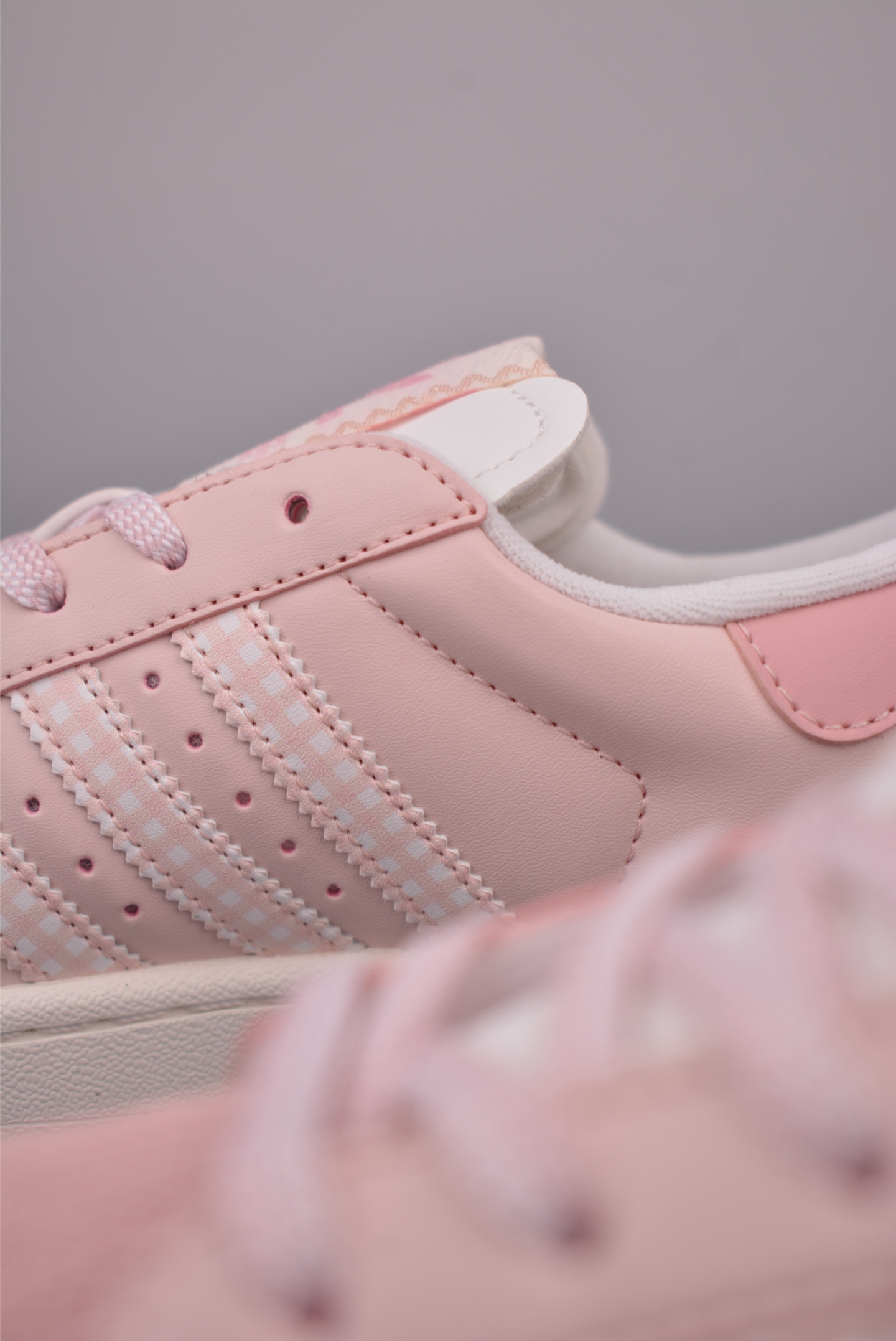 adidas originals Superstar 2 贝壳头 H11顶级头层版 复古板鞋 KJ3968-Top High Quatity Cheap Sneakers Fashion Clothing Clothes Bags handbags Shoes of all Brand wholesale With The best Quality And Beautiful Price from China Factory Chinese suppliers wholesaler seller adidas originals Superstar 2 贝壳头 H11顶级头层版 复古板鞋 KJ3968