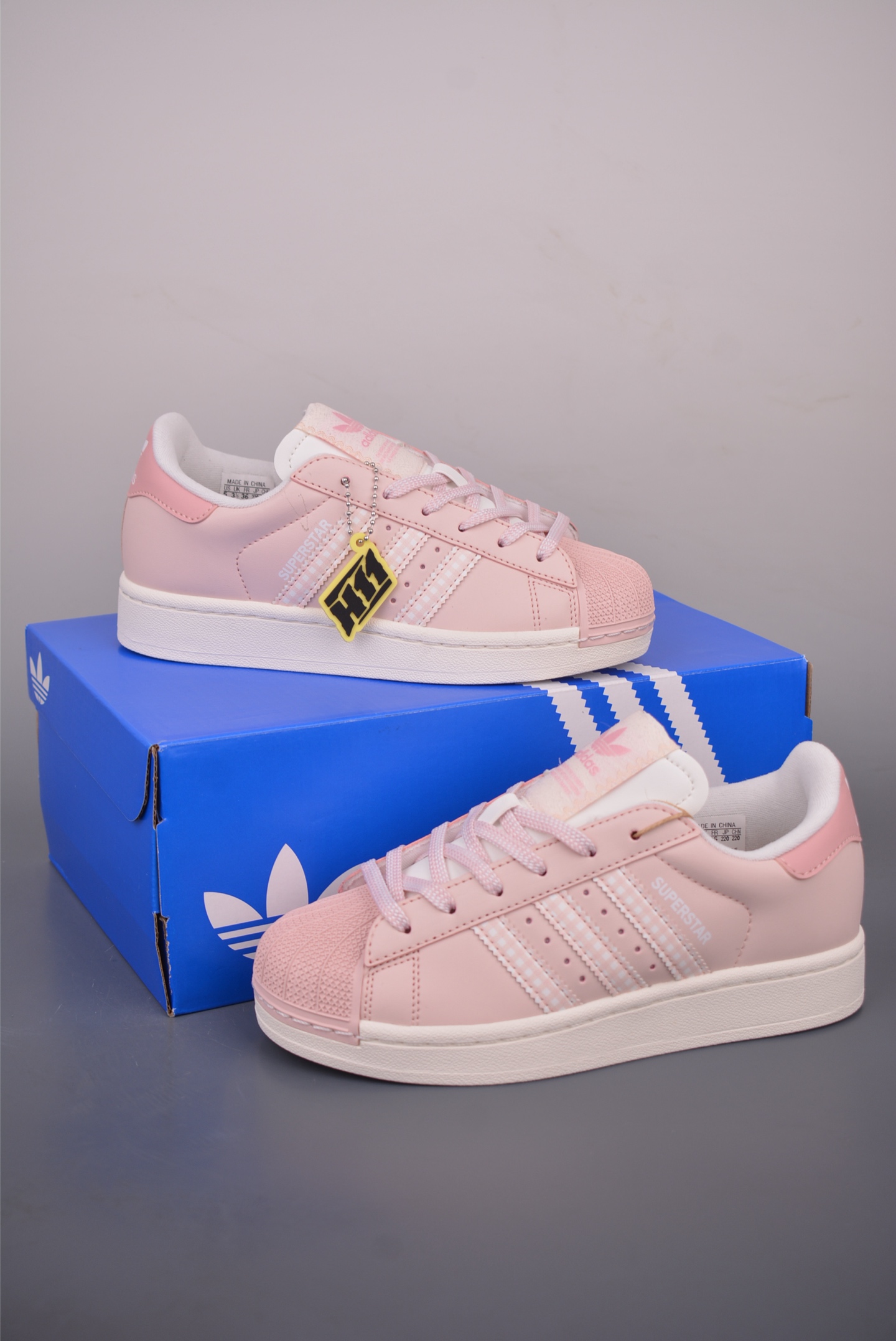 adidas originals Superstar 2 贝壳头 H11顶级头层版 复古板鞋 KJ3968-Top High Quatity Cheap Sneakers Fashion Clothing Clothes Bags handbags Shoes of all Brand wholesale With The best Quality And Beautiful Price from China Factory Chinese suppliers wholesaler seller adidas originals Superstar 2 贝壳头 H11顶级头层版 复古板鞋 KJ3968