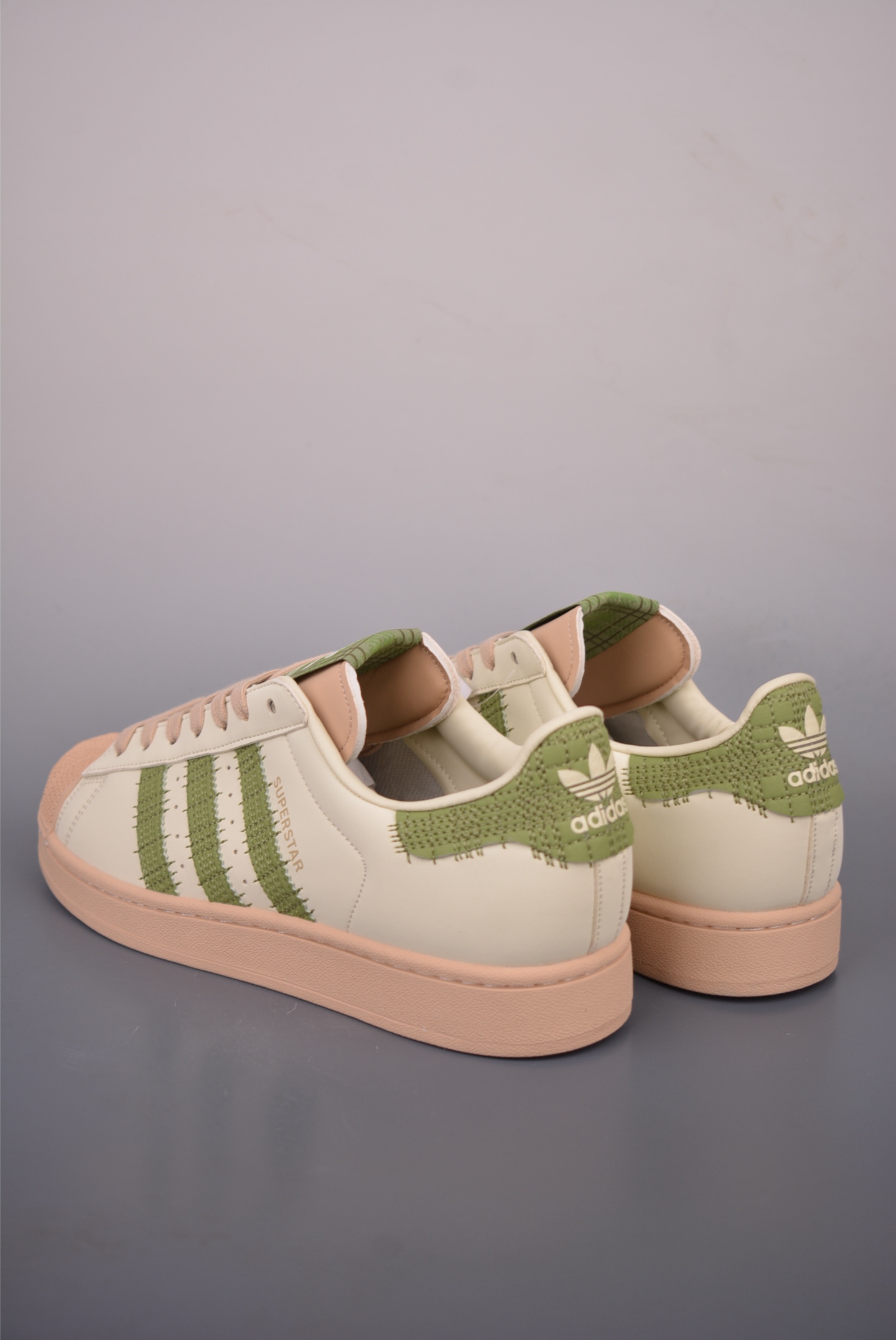 Adidas Originals Superstar贝壳头 2026全新版本 贝壳头 KJ3967 Adidas Originals Superstar贝壳头 2026全新版本 贝壳头 KJ3967