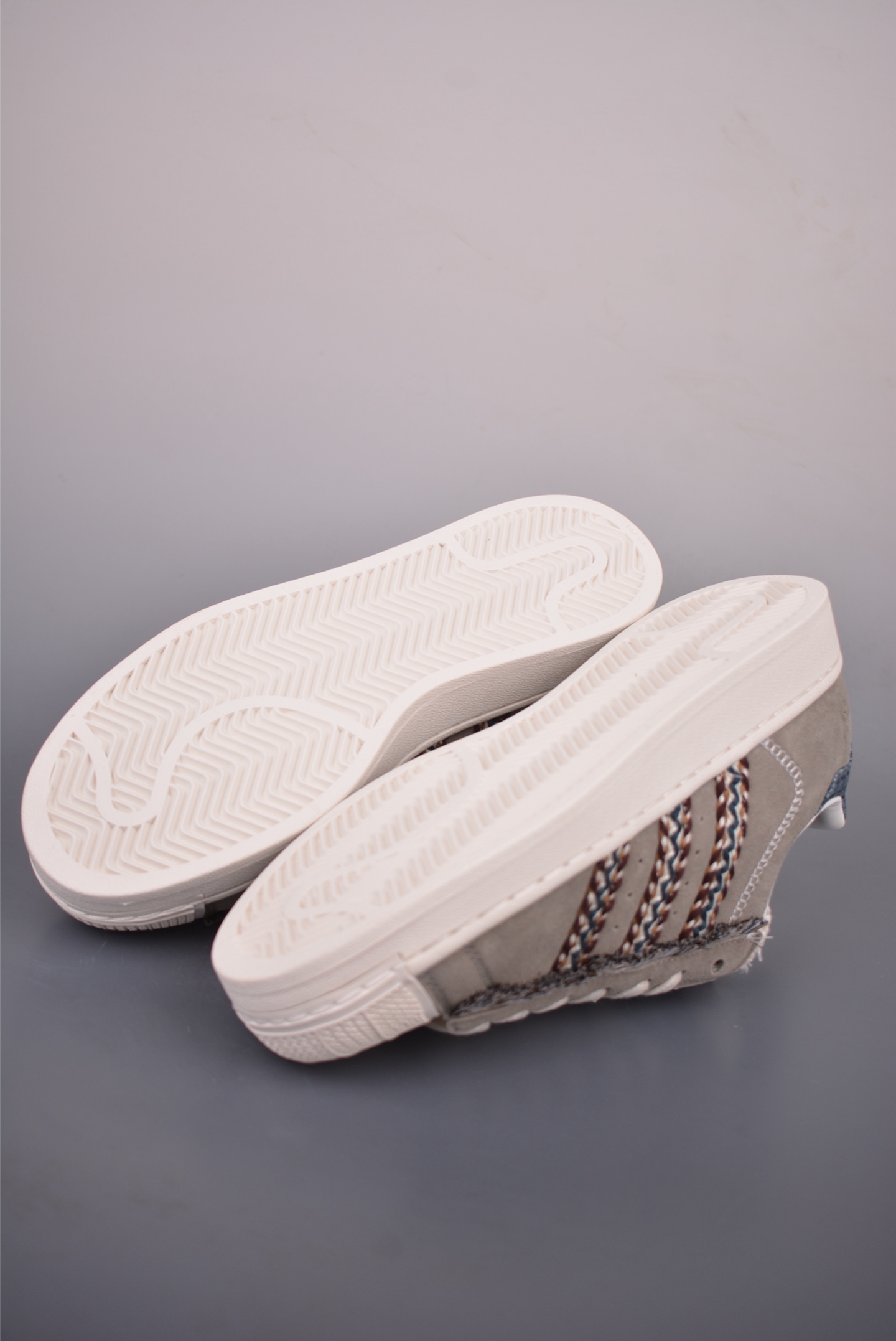 Adidas Originals Superstar贝壳头 2026全新版本 贝壳头 KH5904-Top High Quatity Cheap Sneakers Fashion Clothing Clothes Bags handbags Shoes of all Brand wholesale With The best Quality And Beautiful Price from China Factory Chinese suppliers wholesaler seller Adidas Originals Superstar贝壳头 2026全新版本 贝壳头 KH5904