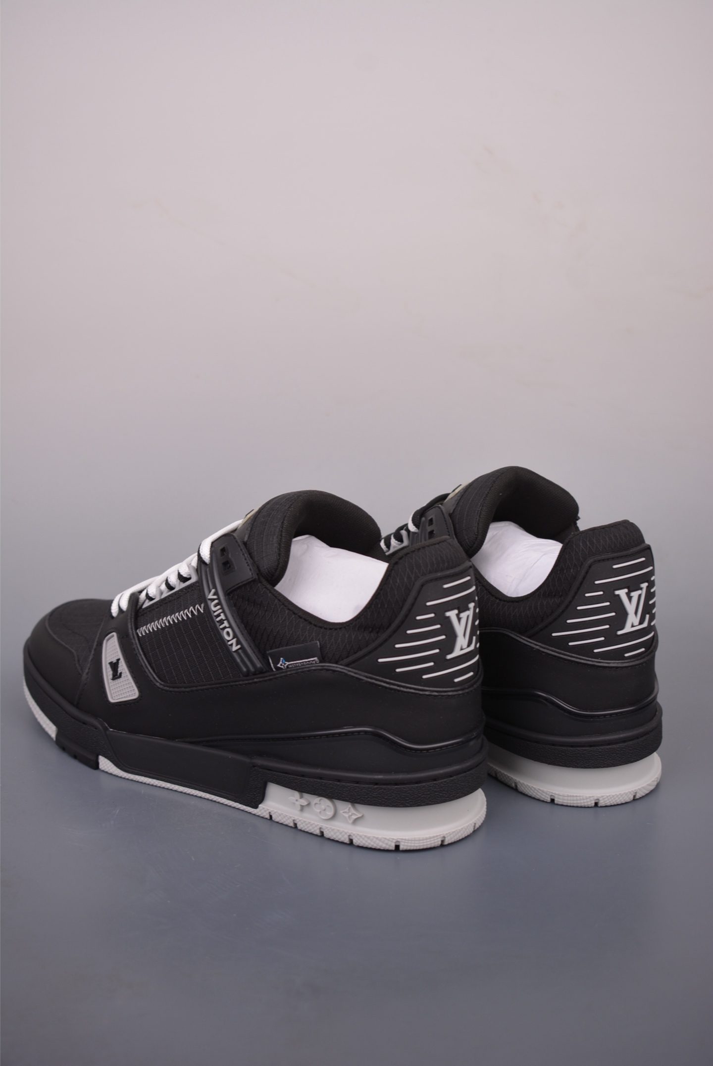 2021s LV Trainer 限定联名 2021s LV Trainer 限定联名