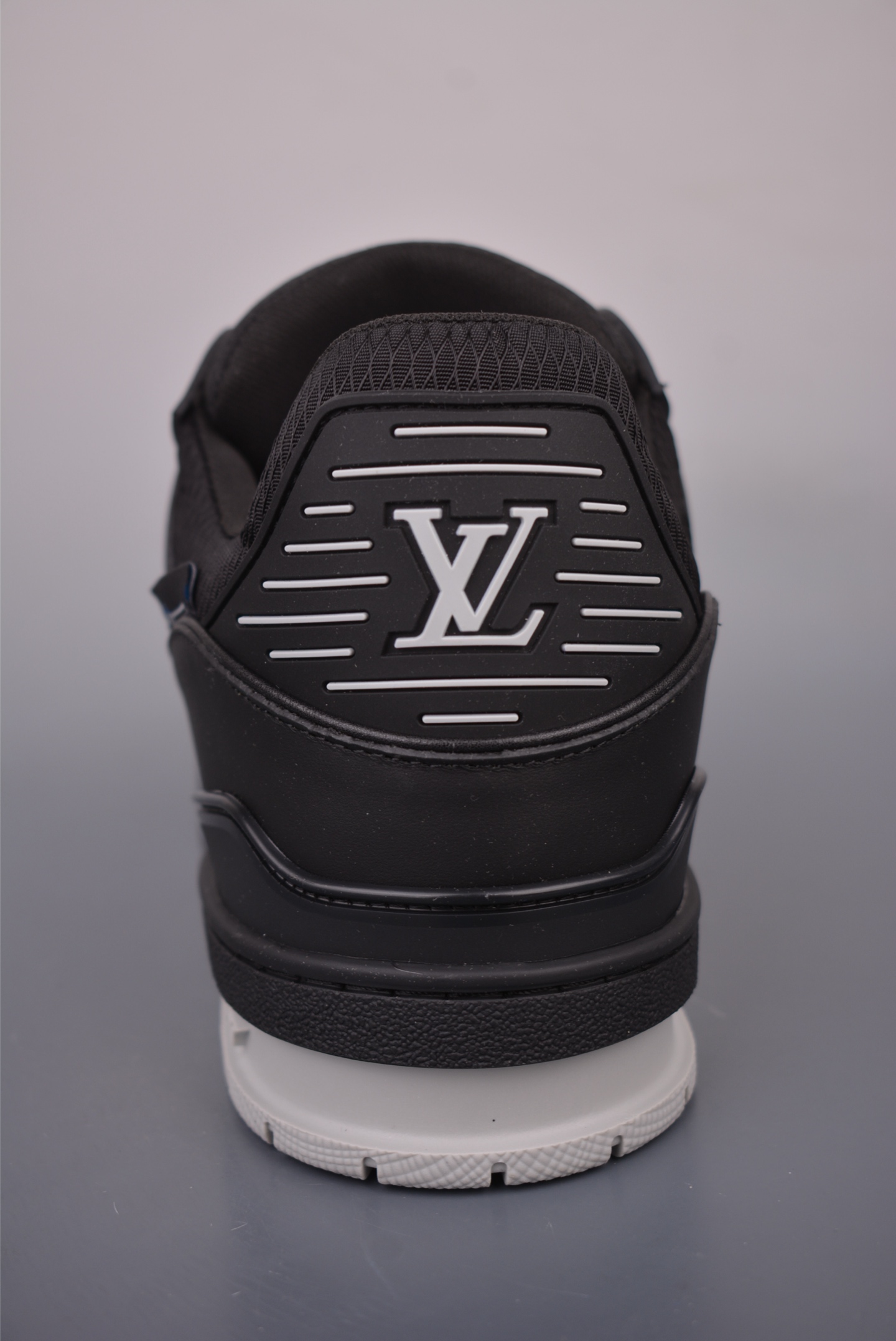 2021s LV Trainer 限定联名 2021s LV Trainer 限定联名