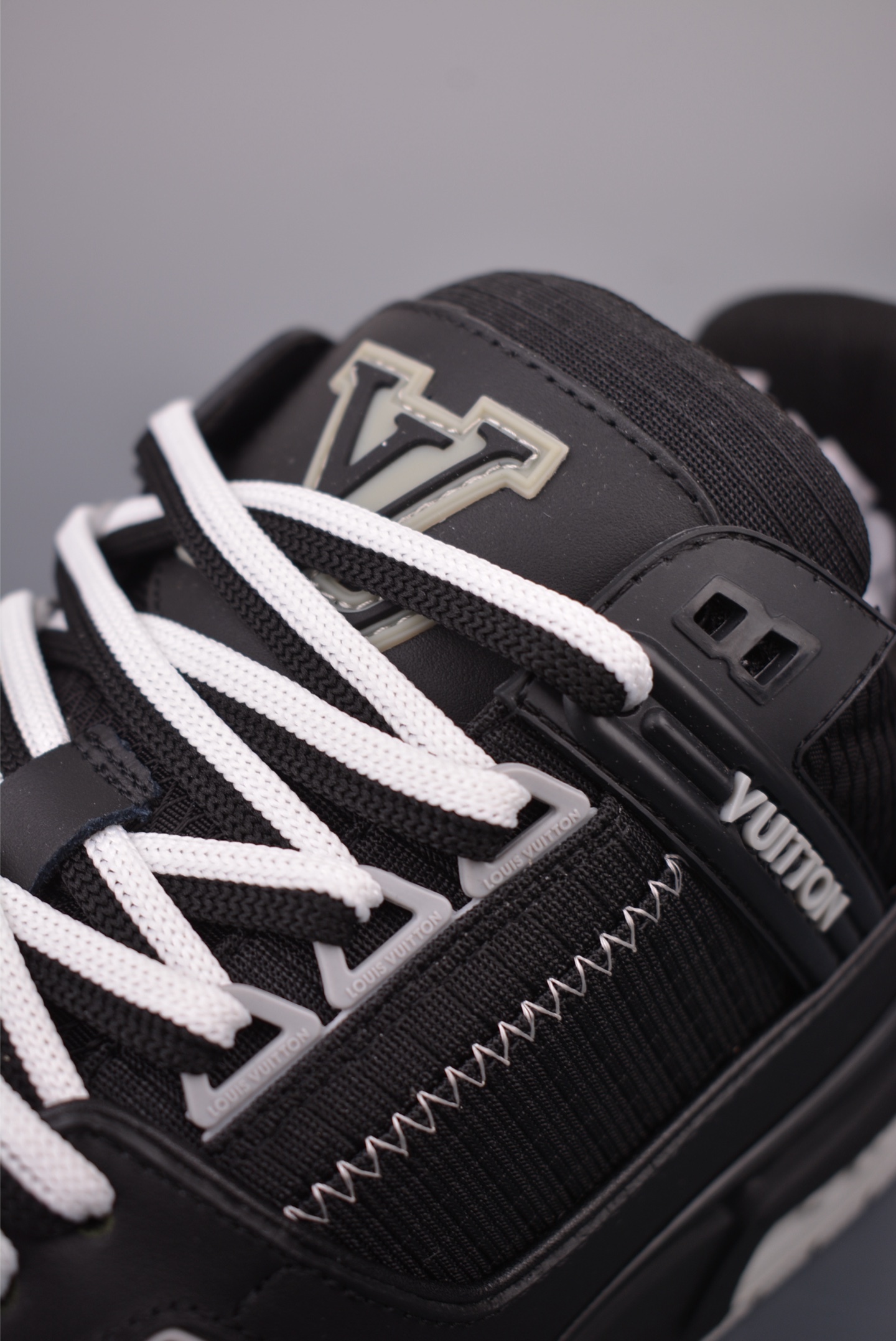 2021s LV Trainer 限定联名 2021s LV Trainer 限定联名