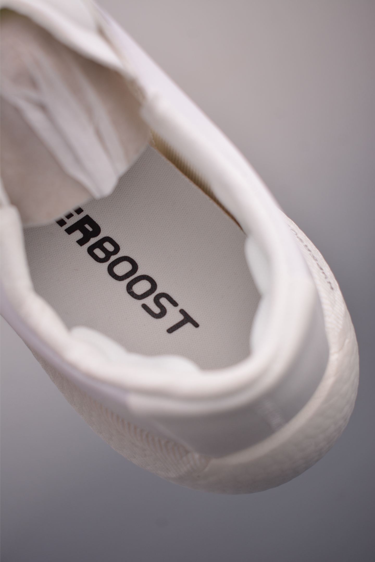 adidas HYPER BOOST EDGE M 全掌爆米花回弹大底 KI1921 adidas HYPER BOOST EDGE M 全掌爆米花回弹大底 KI1921