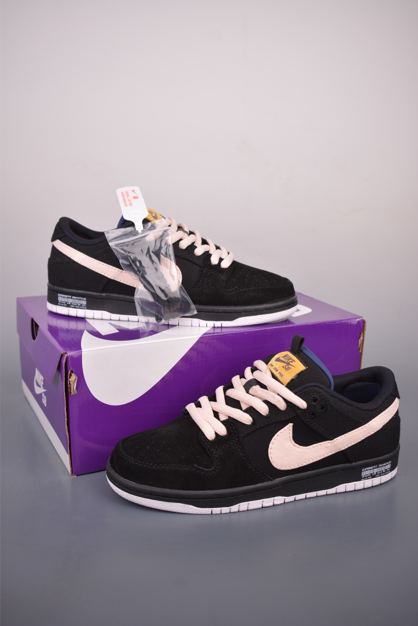 Nike SB Dunk Low DX6775-400-Top High Quatity Cheap Sneakers Fashion Clothing Clothes Bags handbags Shoes of all Brand wholesale With The best Quality And Beautiful Price from China Factory Chinese suppliers wholesaler seller Nike SB Dunk Low DX6775-400