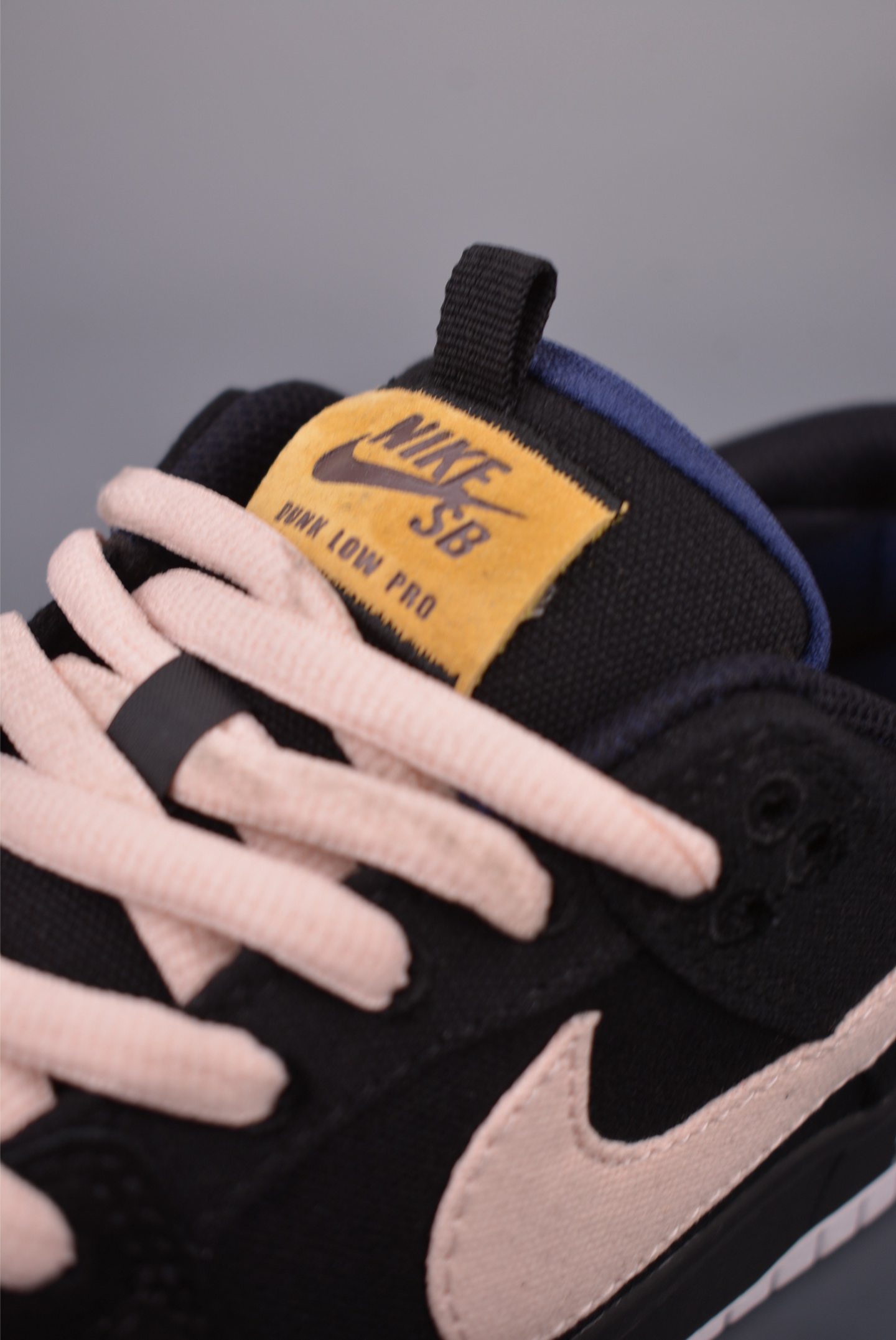 Nike SB Dunk Low DX6775-400-Top High Quatity Cheap Sneakers Fashion Clothing Clothes Bags handbags Shoes of all Brand wholesale With The best Quality And Beautiful Price from China Factory Chinese suppliers wholesaler seller Nike SB Dunk Low DX6775-400