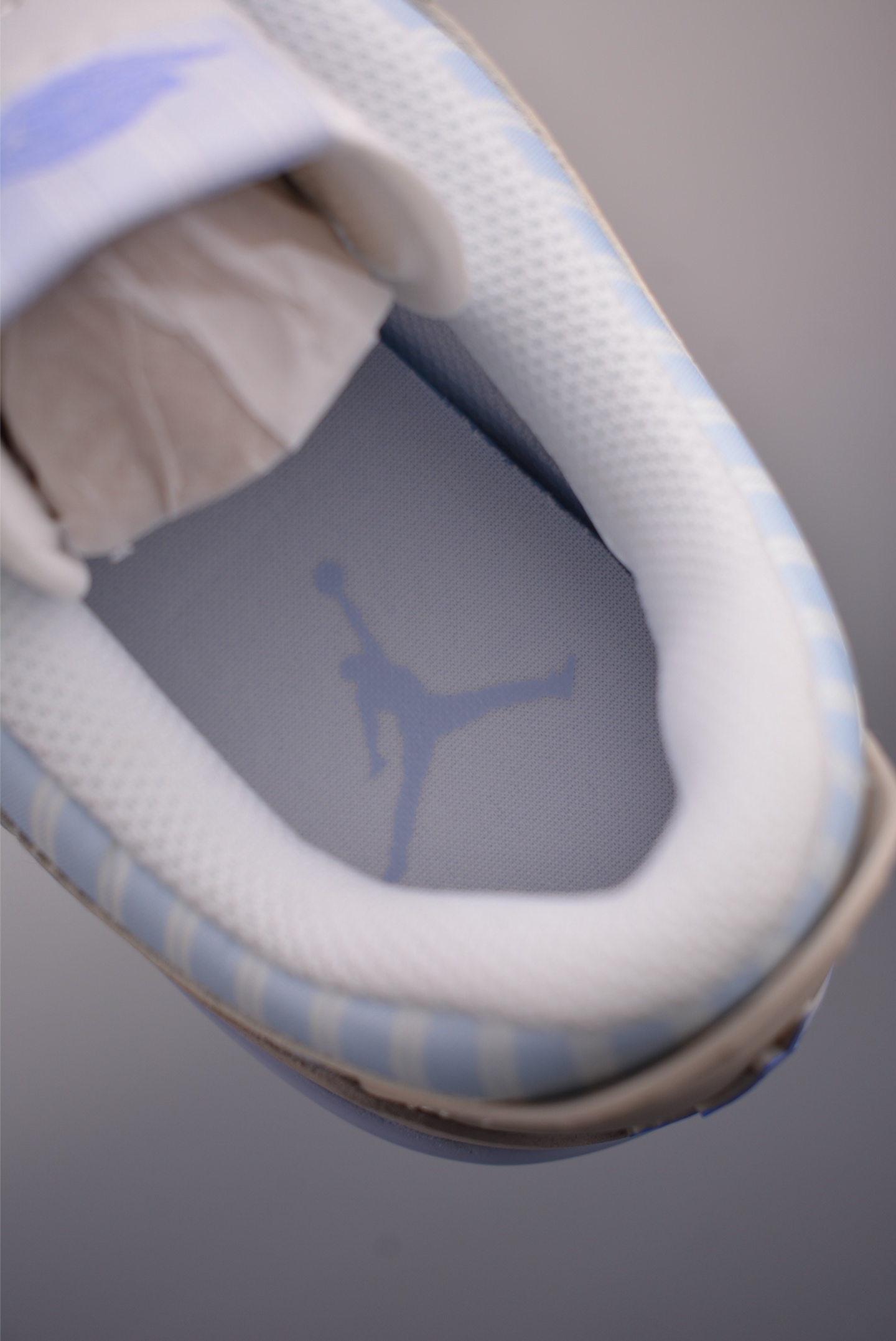 Air Jordan Legacy 312 纯原版本 充正首选 有着交错结合的设计 IR7563-141