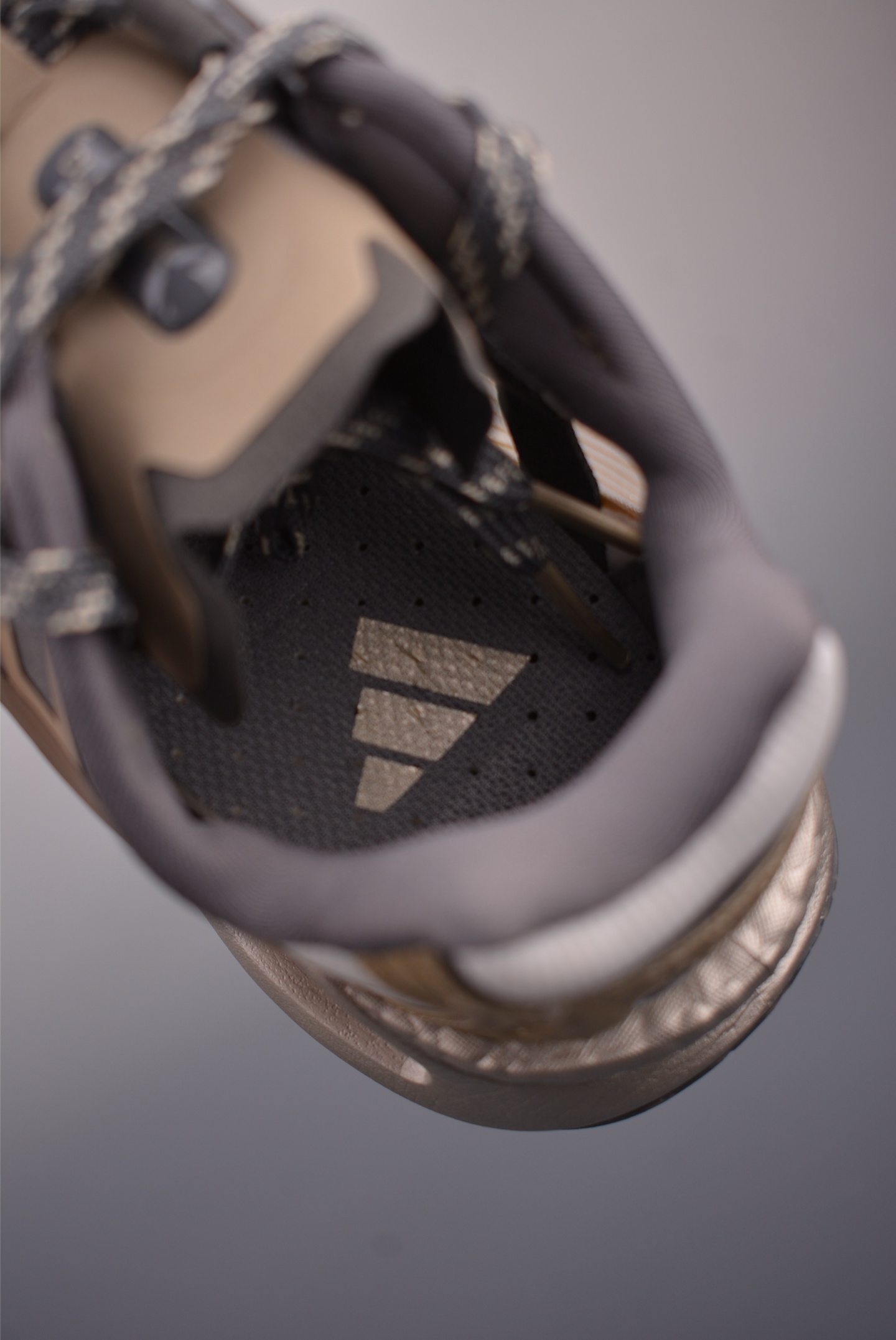 Adidas Climacool Vento 4.0 复古休闲老爹鞋 JQ4947-Top High Quatity Cheap Sneakers Fashion Clothing Clothes Bags handbags Shoes of all Brand wholesale With The best Quality And Beautiful Price from China Factory Chinese suppliers wholesaler seller Adidas Climacool Vento 4.0 复古休闲老爹鞋 JQ4947