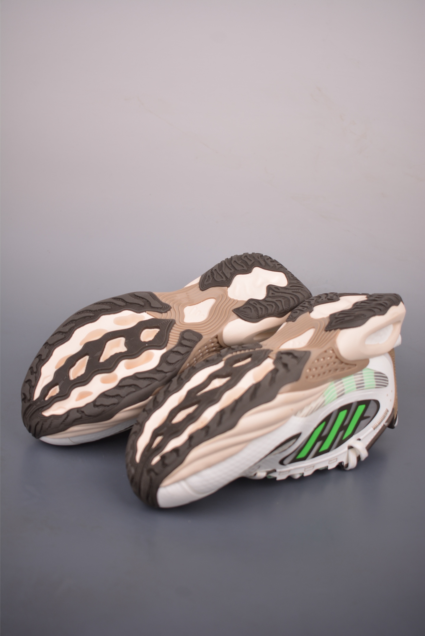 Adidas Climacool Vento 4.0 复古休闲老爹鞋 JQ4942 Adidas Climacool Vento 4.0 复古休闲老爹鞋 JQ4942