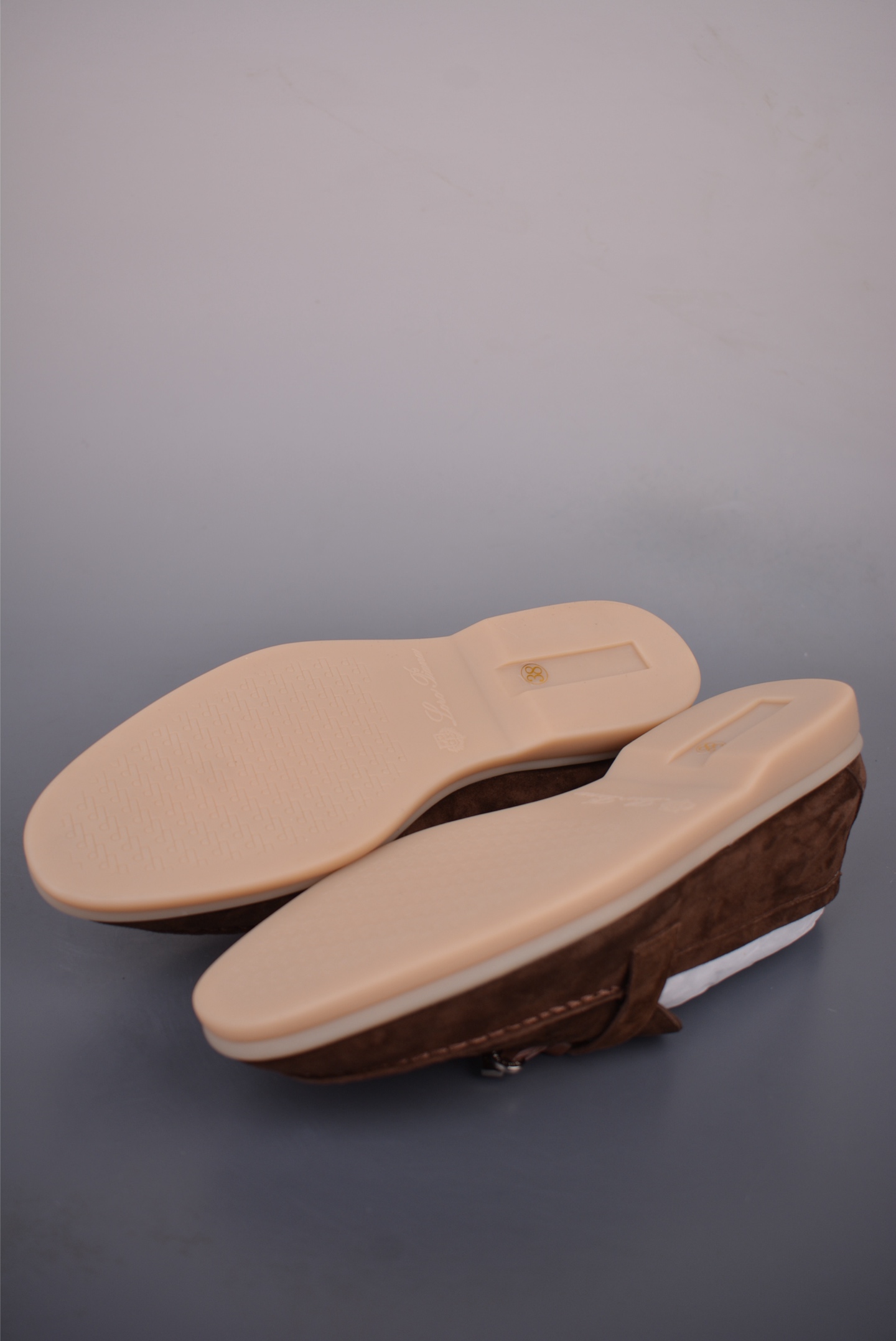 MOCASSINQ SUMMER SUEDE D . DIV martniel 马内尔 PU 乐福鞋 FAN8505-Top High Quatity Cheap Sneakers Fashion Clothing Clothes Bags handbags Shoes of all Brand wholesale With The best Quality And Beautiful Price from China Factory Chinese suppliers wholesaler seller MOCASSINQ SUMMER SUEDE D . DIV martniel 马内尔 PU 乐福鞋 FAN8505