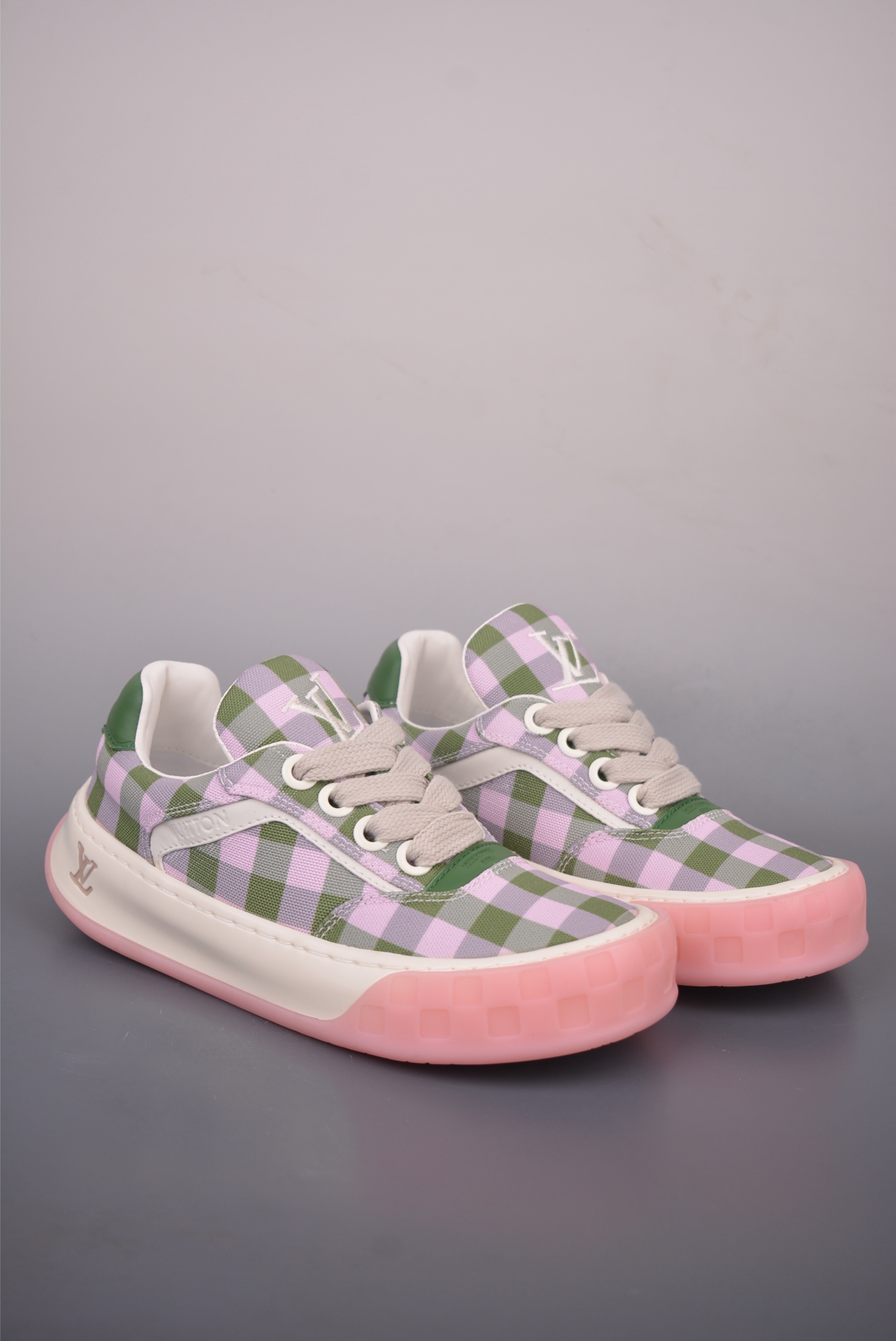 LOUIS VUITTON Tilted 饼干系列 2026 早春全新上架 唯一正确版本 LV 路易威登 Tilted Low Sneakers 倾斜系列低帮复古休闲运动板鞋