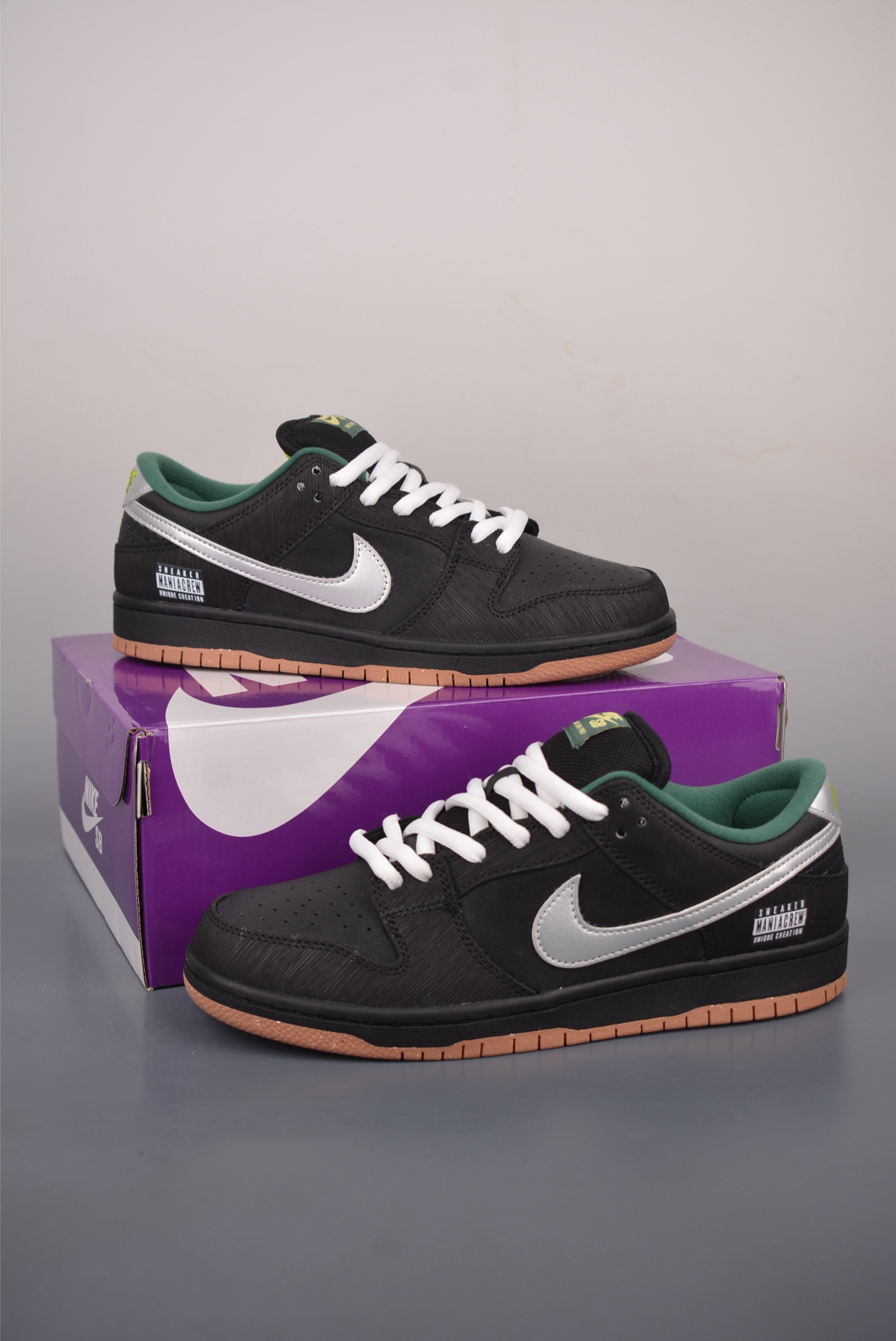 Nike SB Dunk Low FQ7585-200-Top High Quatity Cheap Sneakers Fashion Clothing Clothes Bags handbags Shoes of all Brand wholesale With The best Quality And Beautiful Price from China Factory Chinese suppliers wholesaler seller Nike SB Dunk Low FQ7585-200