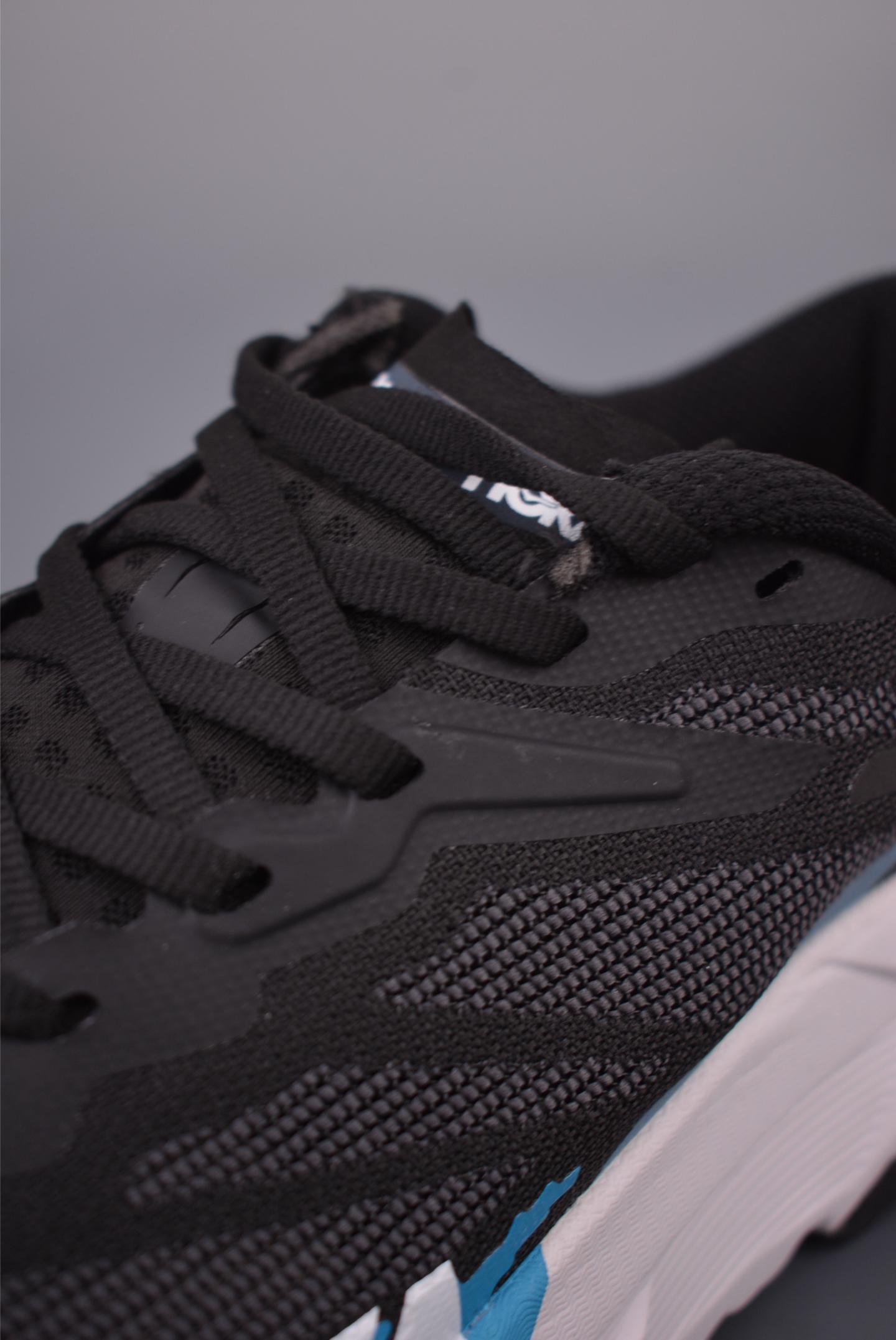 Hoka Mafate X 马法特厚底轻量山地跑步鞋 低帮专业越野跑步鞋 1161990-Top High Quatity Cheap Sneakers Fashion Clothing Clothes Bags handbags Shoes of all Brand wholesale With The best Quality And Beautiful Price from China Factory Chinese suppliers wholesaler seller Hoka Mafate X 马法特厚底轻量山地跑步鞋 低帮专业越野跑步鞋 1161990