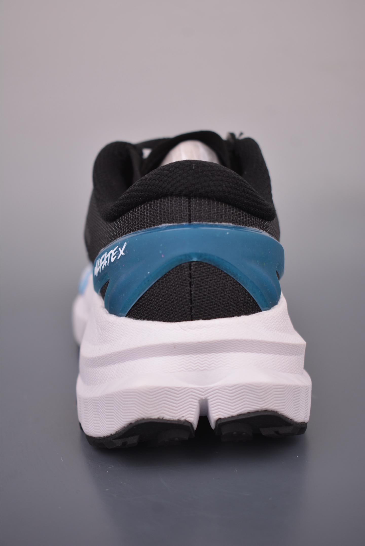Hoka Mafate X 马法特厚底轻量山地跑步鞋 低帮专业越野跑步鞋 1161990-Top High Quatity Cheap Sneakers Fashion Clothing Clothes Bags handbags Shoes of all Brand wholesale With The best Quality And Beautiful Price from China Factory Chinese suppliers wholesaler seller Hoka Mafate X 马法特厚底轻量山地跑步鞋 低帮专业越野跑步鞋 1161990