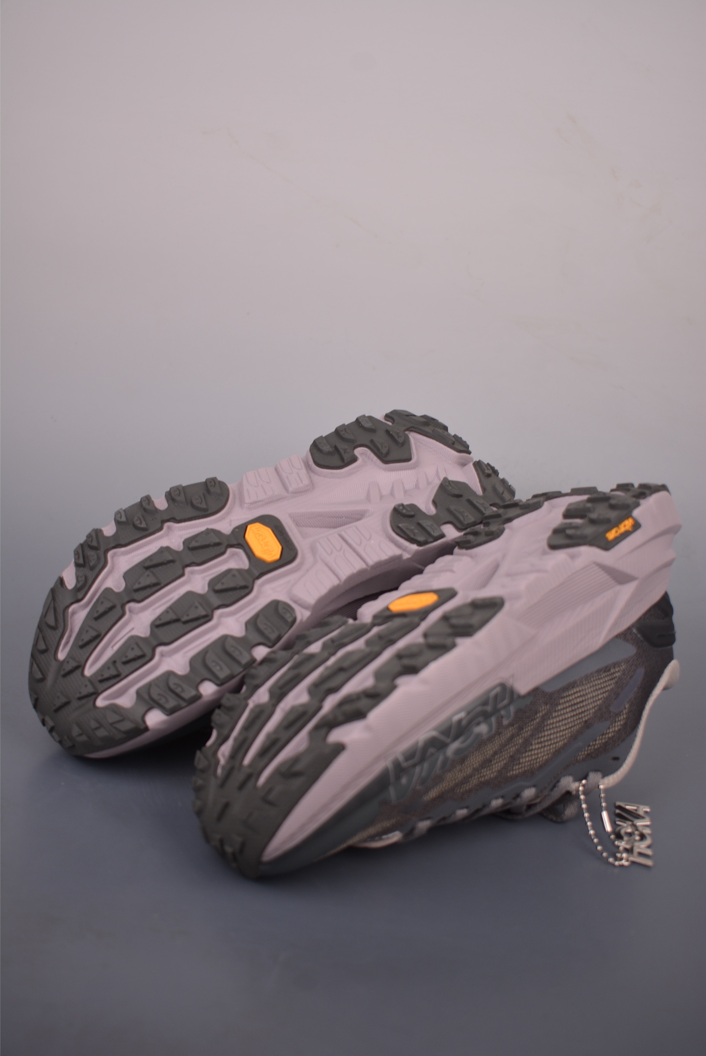 Hoka Mafate X 马法特厚底轻量山地跑步鞋 低帮专业越野跑步鞋 1175208-Top High Quatity Cheap Sneakers Fashion Clothing Clothes Bags handbags Shoes of all Brand wholesale With The best Quality And Beautiful Price from China Factory Chinese suppliers wholesaler seller Hoka Mafate X 马法特厚底轻量山地跑步鞋 低帮专业越野跑步鞋 1175208