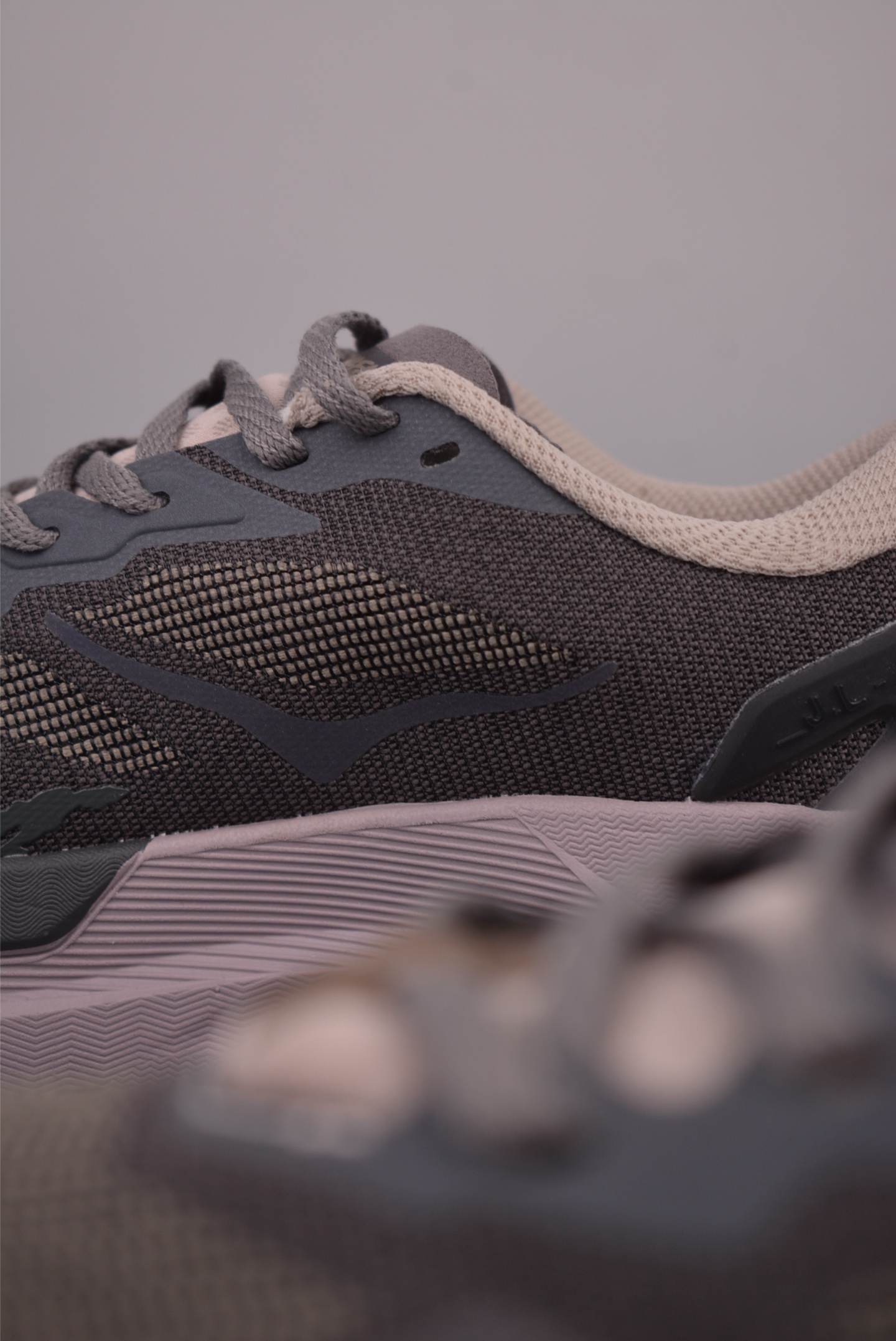 Hoka Mafate X 马法特厚底轻量山地跑步鞋 低帮专业越野跑步鞋 1175208-Top High Quatity Cheap Sneakers Fashion Clothing Clothes Bags handbags Shoes of all Brand wholesale With The best Quality And Beautiful Price from China Factory Chinese suppliers wholesaler seller Hoka Mafate X 马法特厚底轻量山地跑步鞋 低帮专业越野跑步鞋 1175208