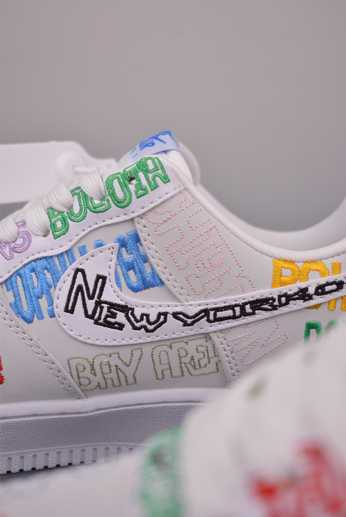 Nike Air Force 1 Low 多巴胺字母 II1549-100-Top High Quatity Cheap Sneakers Fashion Clothing Clothes Bags handbags Shoes of all Brand wholesale With The best Quality And Beautiful Price from China Factory Chinese suppliers wholesaler seller Nike Air Force 1 Low 多巴胺字母 II1549-100