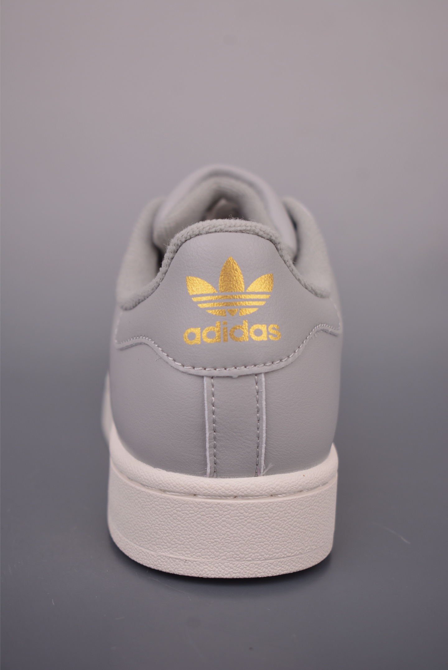 Adidas Originals Superstar贝壳头 KI8052 Adidas Originals Superstar贝壳头 KI8052