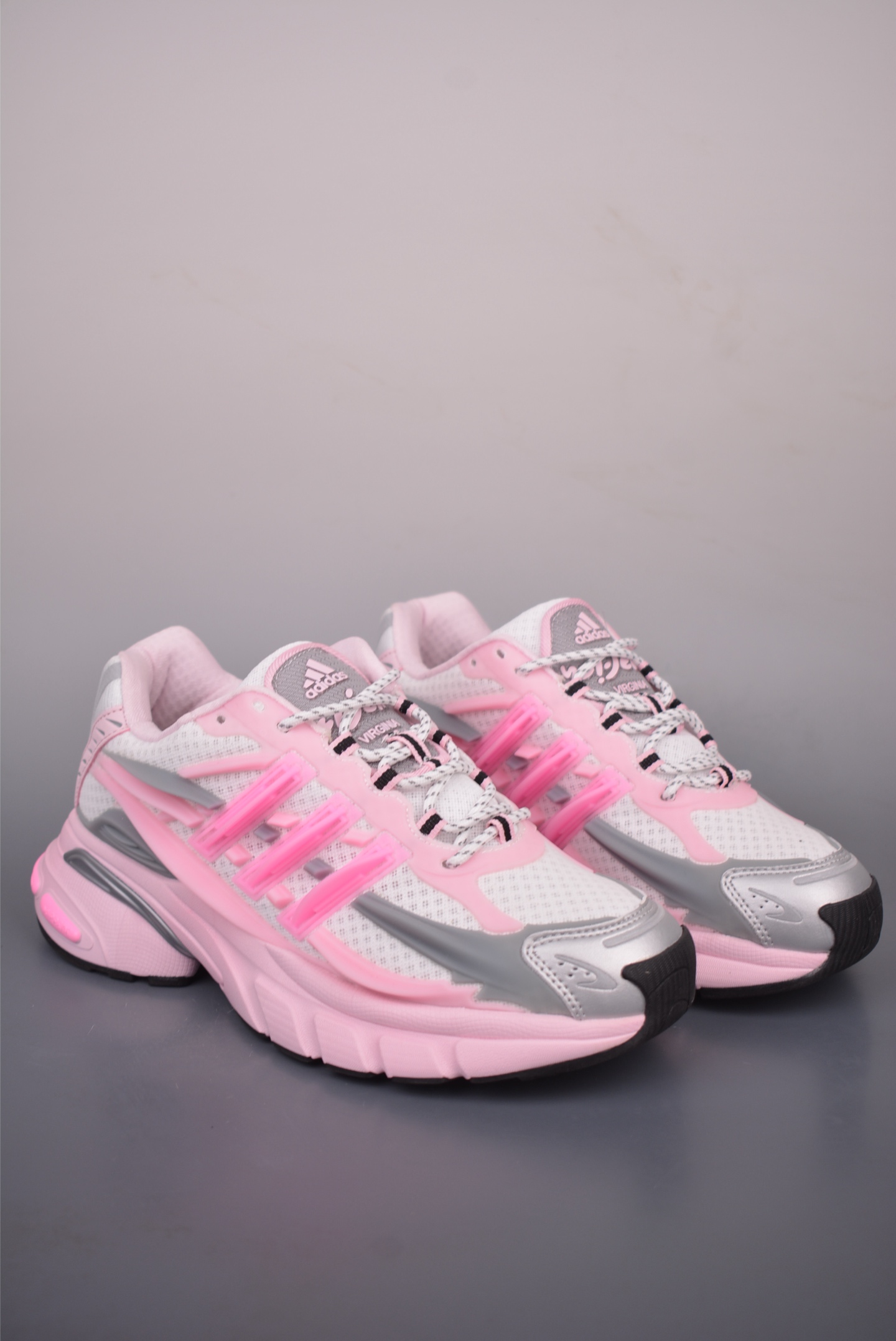 Pharrell x adidas Adistar Jellyfish 低帮复古风老爹鞋 KI0164