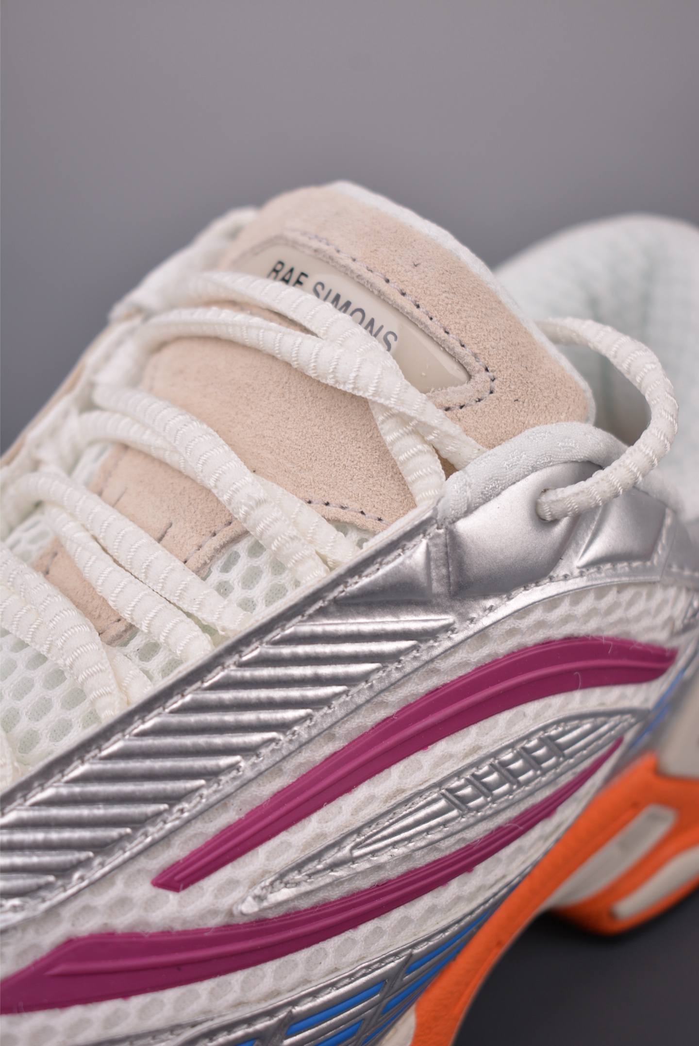 外贸爆款 RAF SIMONS Antei 先锋潮流 复古低帮休闲鞋 HR830002S 外贸爆款 RAF SIMONS Antei 先锋潮流 复古低帮休闲鞋 HR830002S