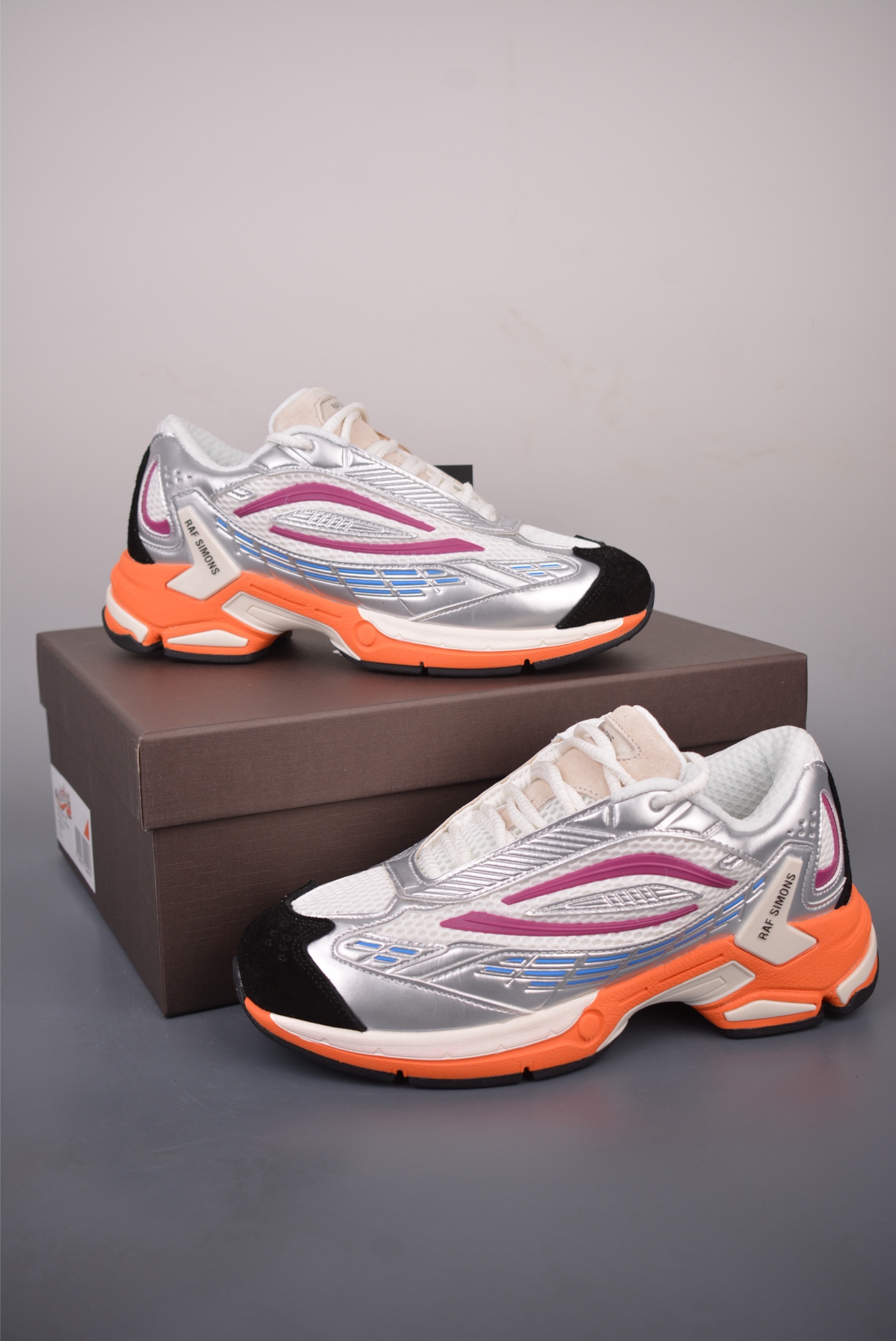 外贸爆款 RAF SIMONS Antei 先锋潮流 复古低帮休闲鞋 HR830002S 外贸爆款 RAF SIMONS Antei 先锋潮流 复古低帮休闲鞋 HR830002S