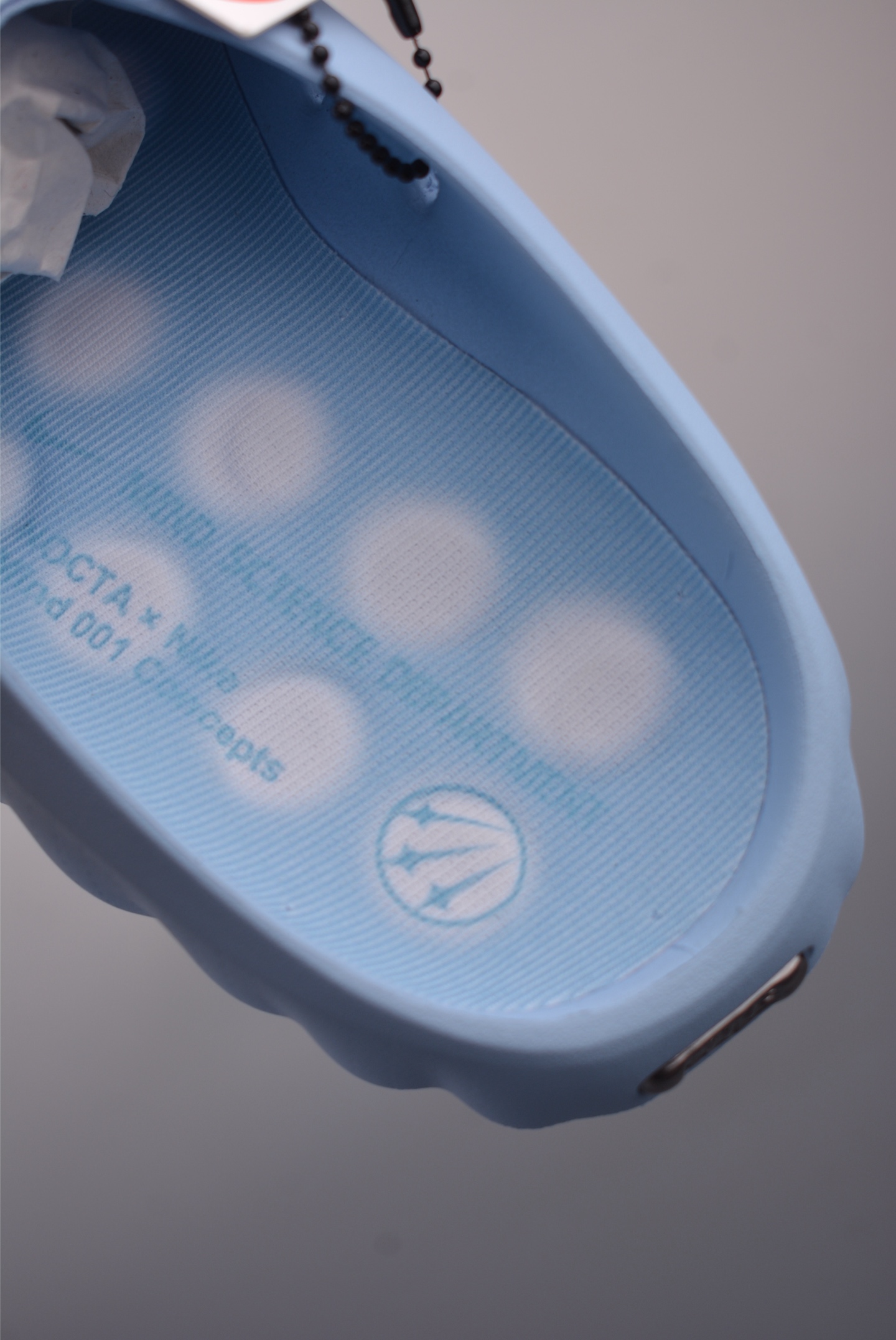 Nike Mind 001 神经科学足底按摩拖鞋 穿孔透气半拖 HY5028-001