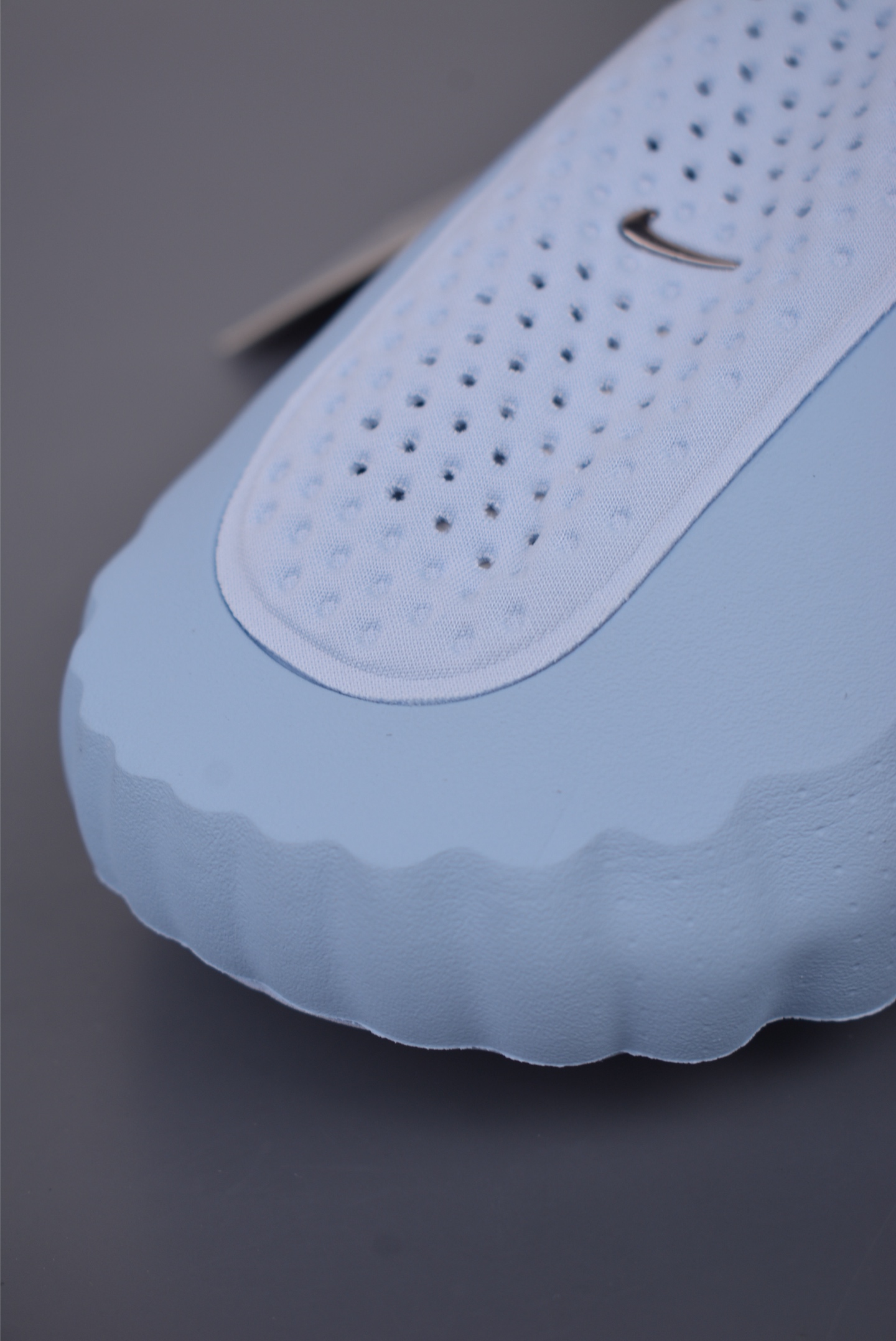 Nike Mind 001 神经科学足底按摩拖鞋 穿孔透气半拖 HY5028-001
