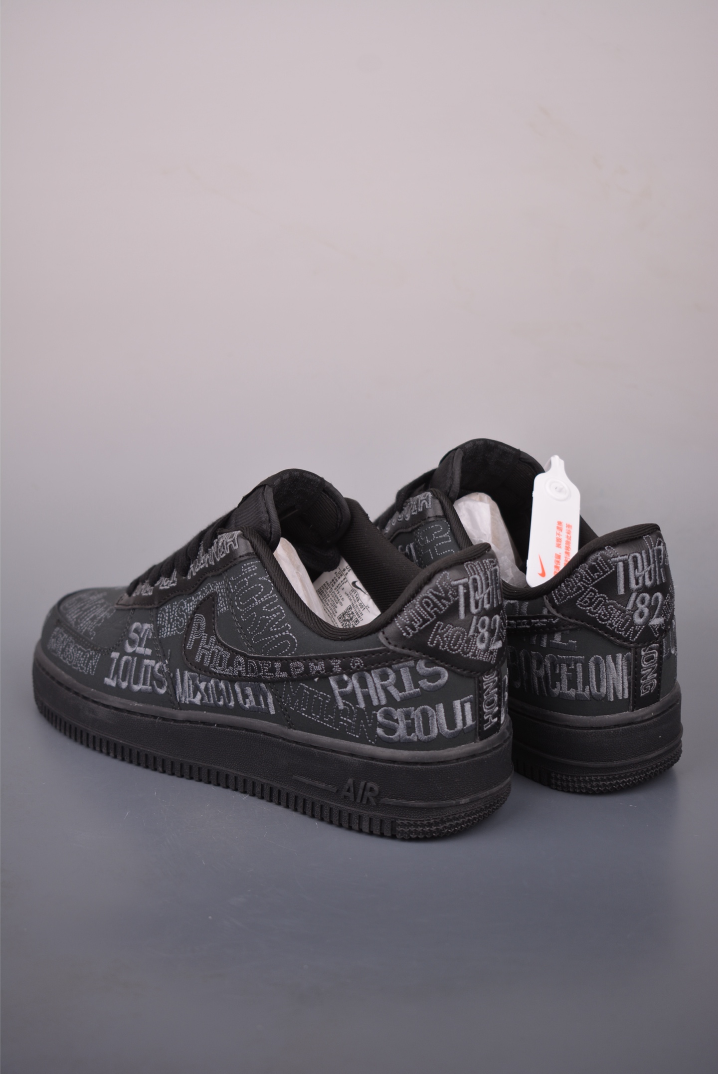 Nike Air Force 1 Low 灰黑字母 II1549-001