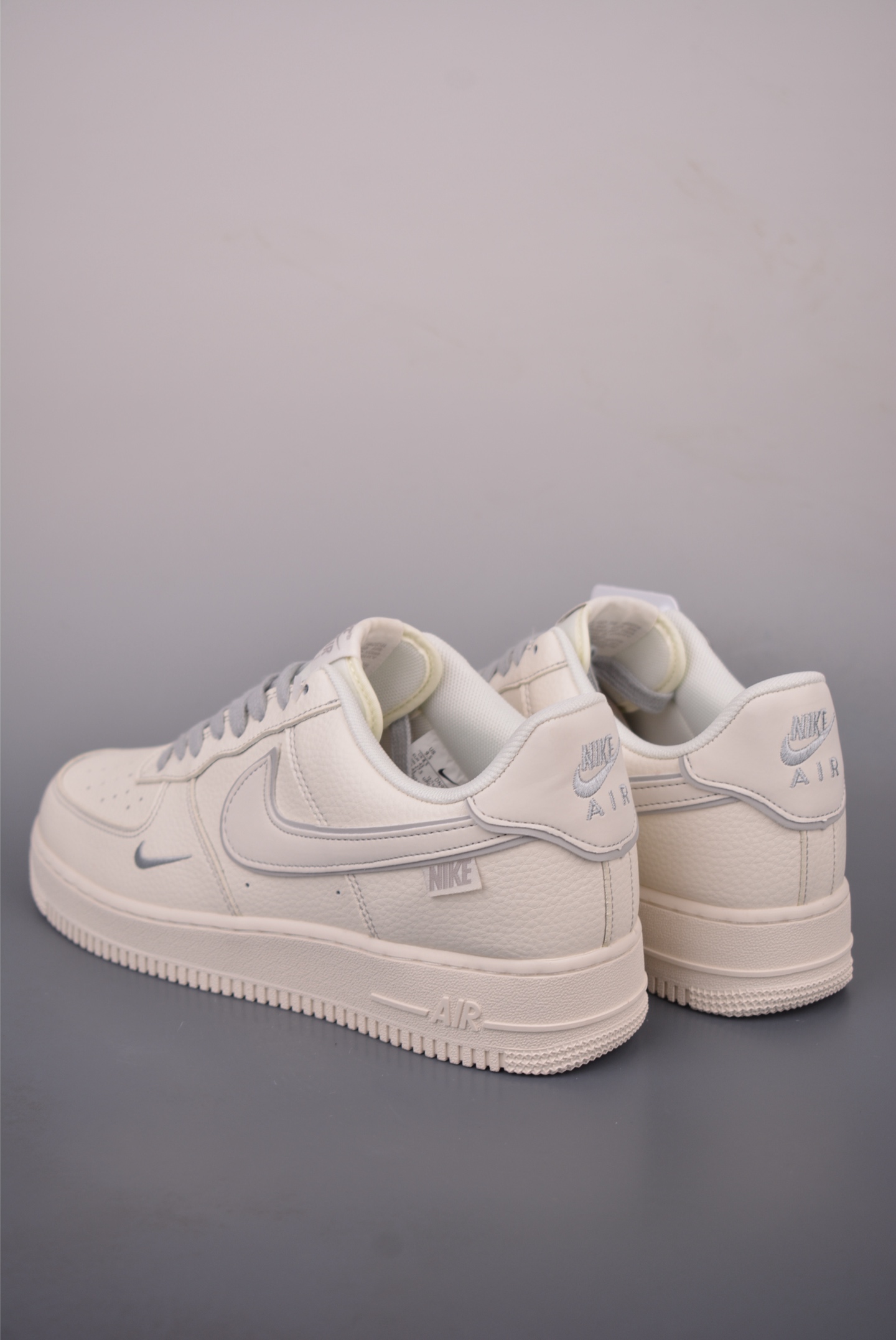 Nike Air Force 1 Low 灰白 DN9688-120-Top High Quatity Cheap Sneakers Fashion Clothing Clothes Bags handbags Shoes of all Brand wholesale With The best Quality And Beautiful Price from China Factory Chinese suppliers wholesaler seller Nike Air Force 1 Low 灰白 DN9688-120