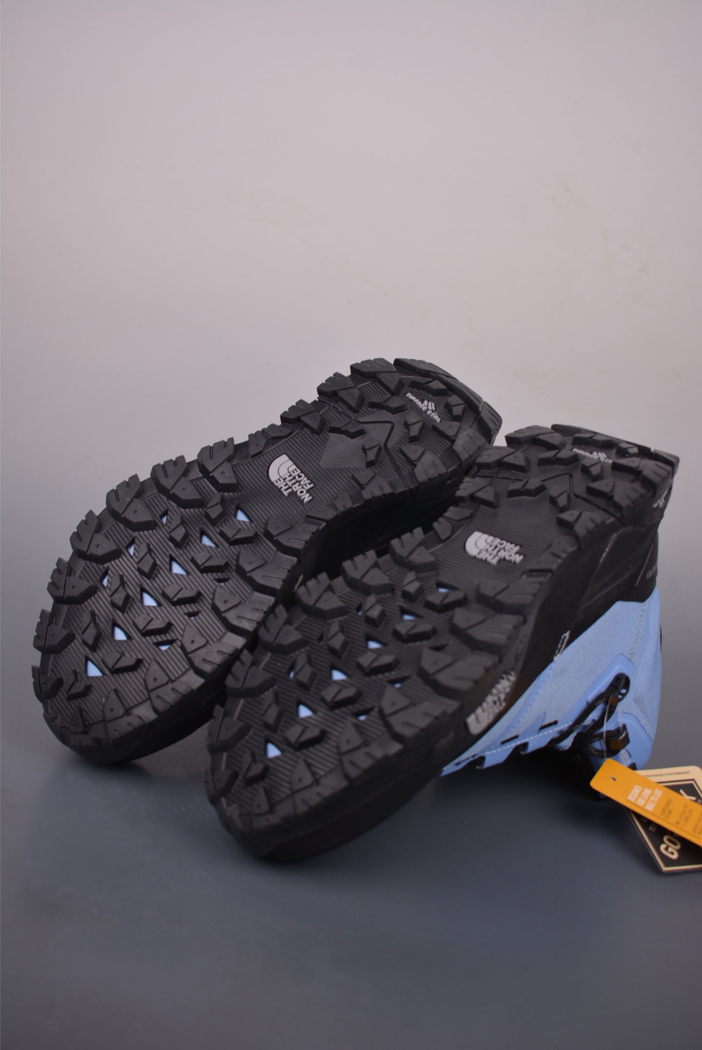 北面M OFFTRAIL HIKE MID GORE-Tex 高邦户外防水机能鞋 NF0A823-Top High Quatity Cheap Sneakers Fashion Clothing Clothes Bags handbags Shoes of all Brand wholesale With The best Quality And Beautiful Price from China Factory Chinese suppliers wholesaler seller 北面M OFFTRAIL HIKE MID GORE-Tex 高邦户外防水机能鞋 NF0A823