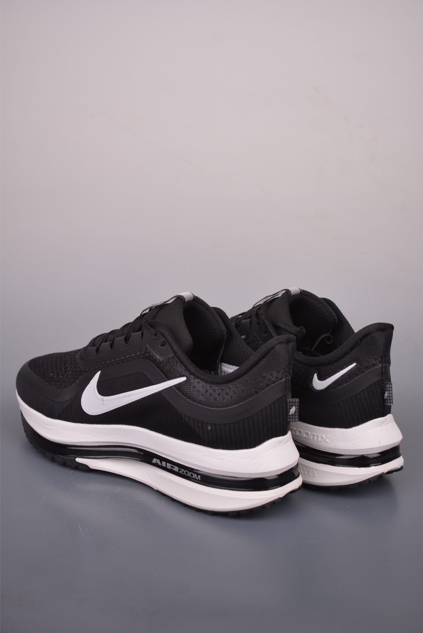 Nike Pegasus Premium 版本 减震防滑耐磨透气 低帮跑步鞋 HQ2592-303 Nike Pegasus Premium 版本 减震防滑耐磨透气 低帮跑步鞋 HQ2592-303
