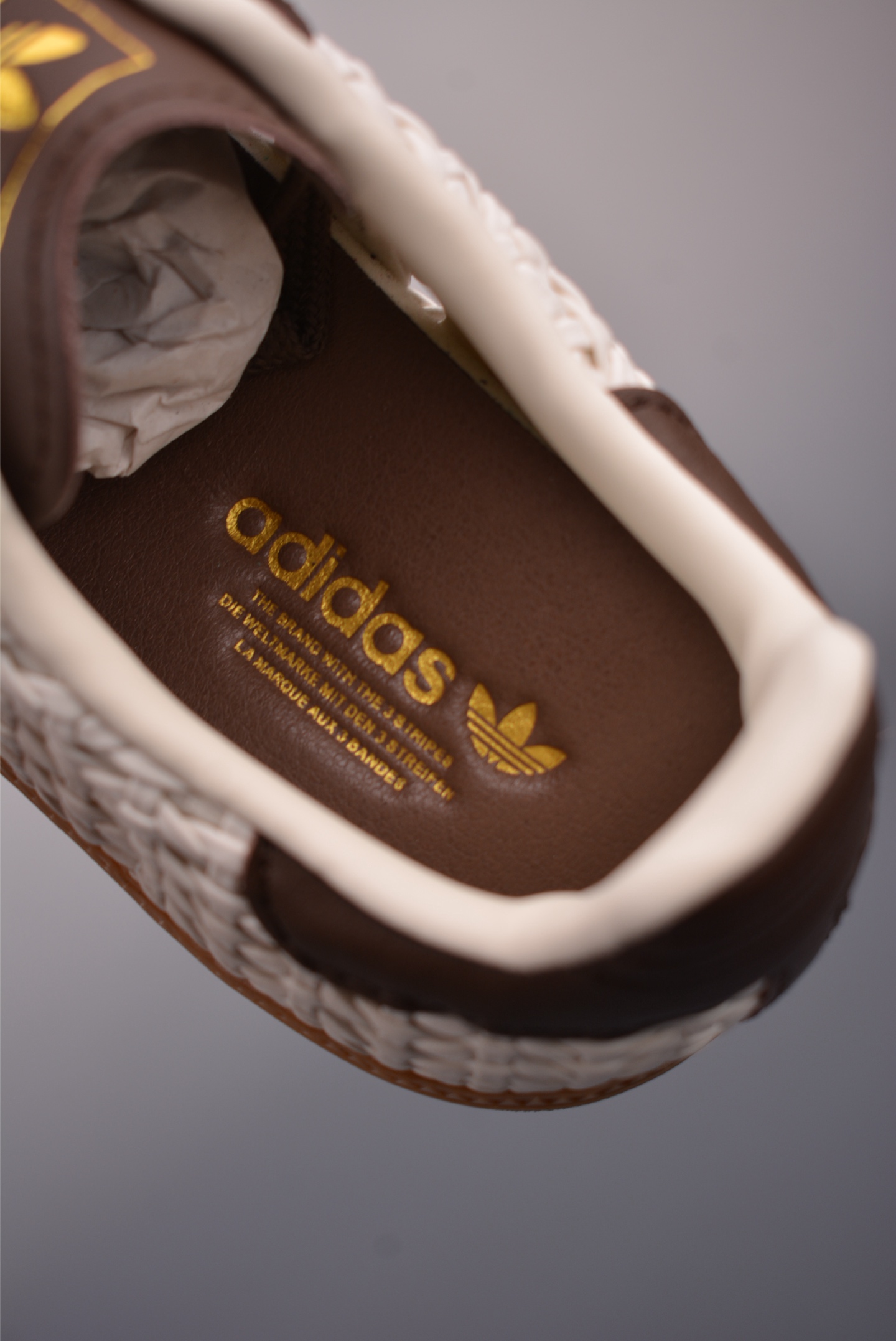 Adidas Samba W 复古桑巴板鞋 IH9373 Adidas Samba W 复古桑巴板鞋 IH9373